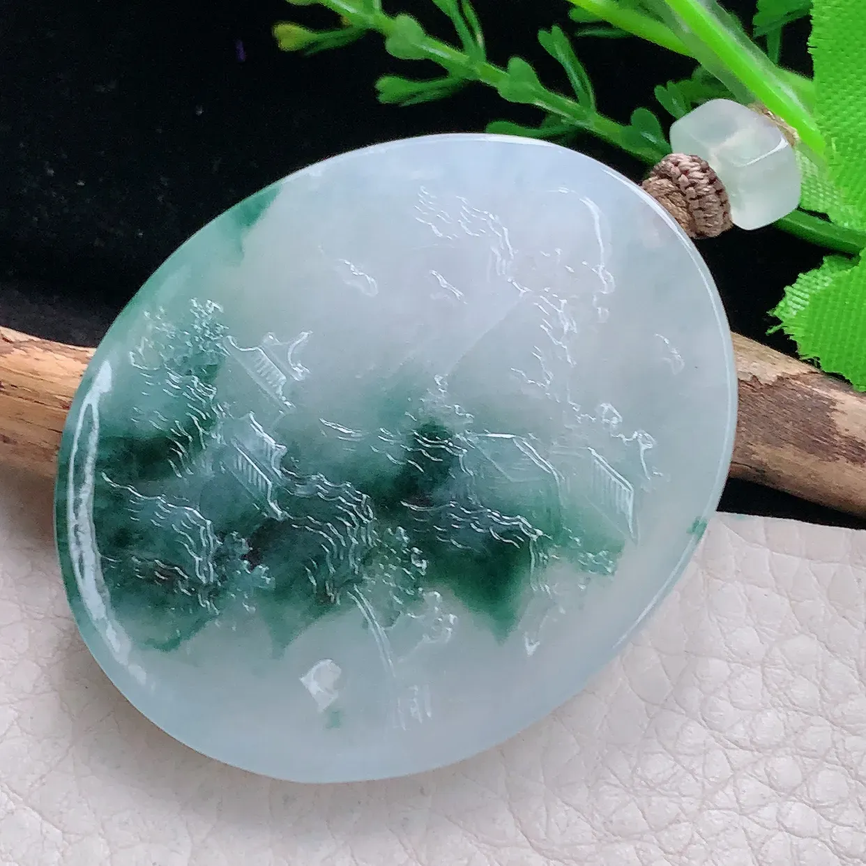 Lz实拍51*42*6天然缅甸翡翠冰飘花山水牌吊坠 高山流水玉坠