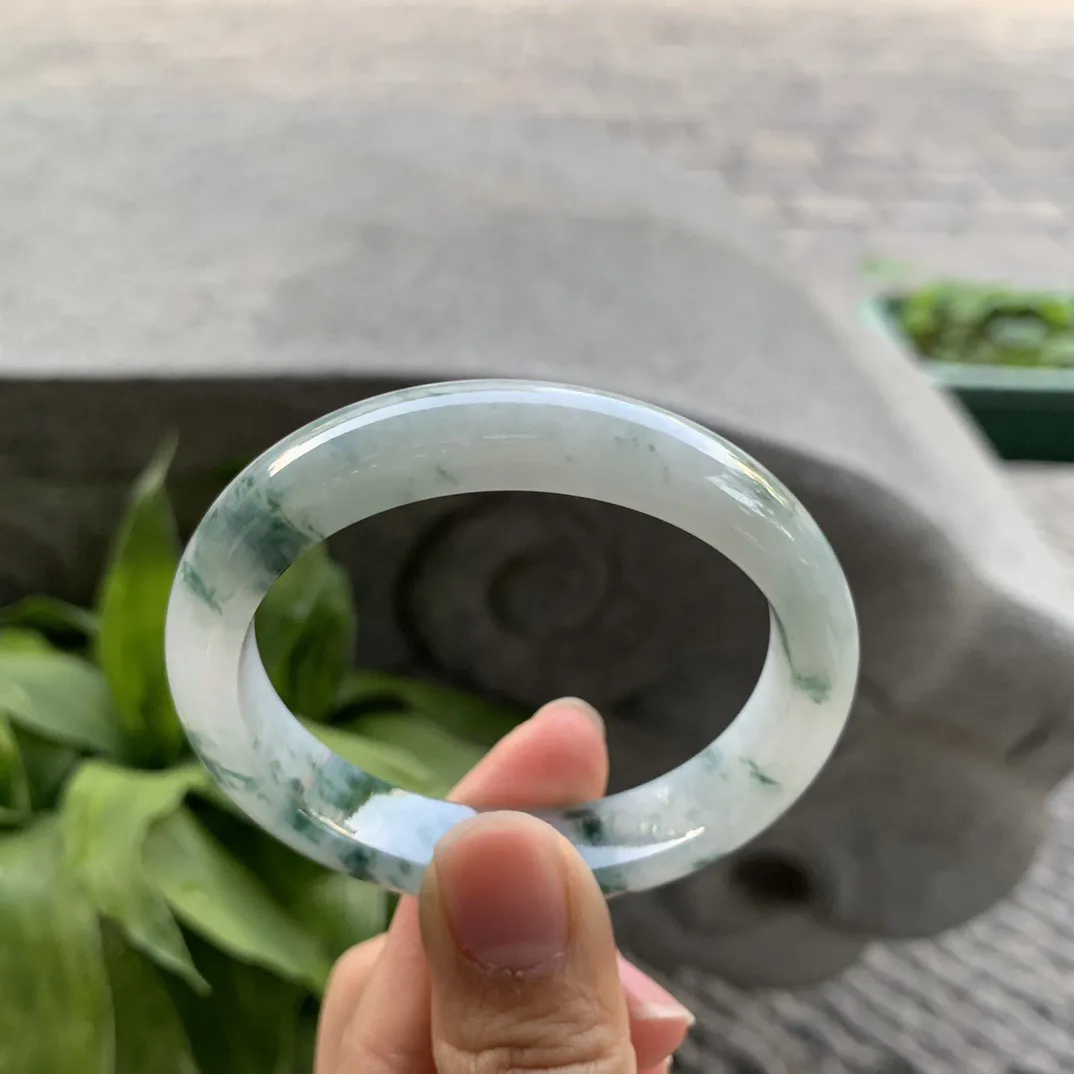 小圈口52.5-45.7-11.4-7.5 【冰飘花贵妃手镯】贵妃52 53可戴