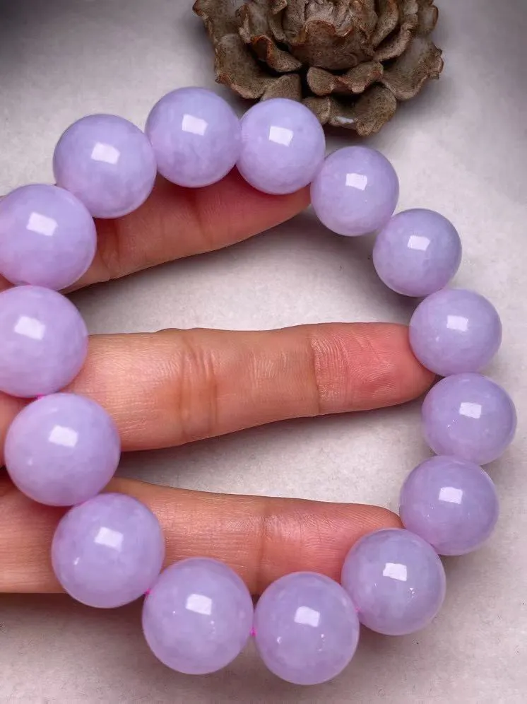 冰糯种紫罗兰【圆珠手串】种水好，玉质细腻 ，卖相好.