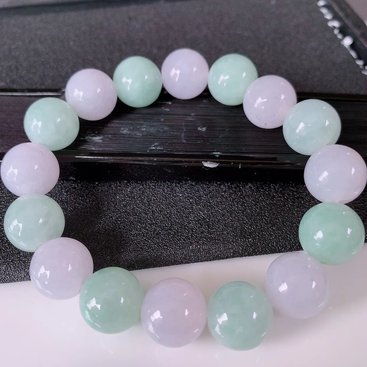 自然光实拍，大颗冰润紫罗兰、满绿翡翠手串手链，种老水足，冰清玉润  颜色漂亮  #46.18取一尺寸13.2