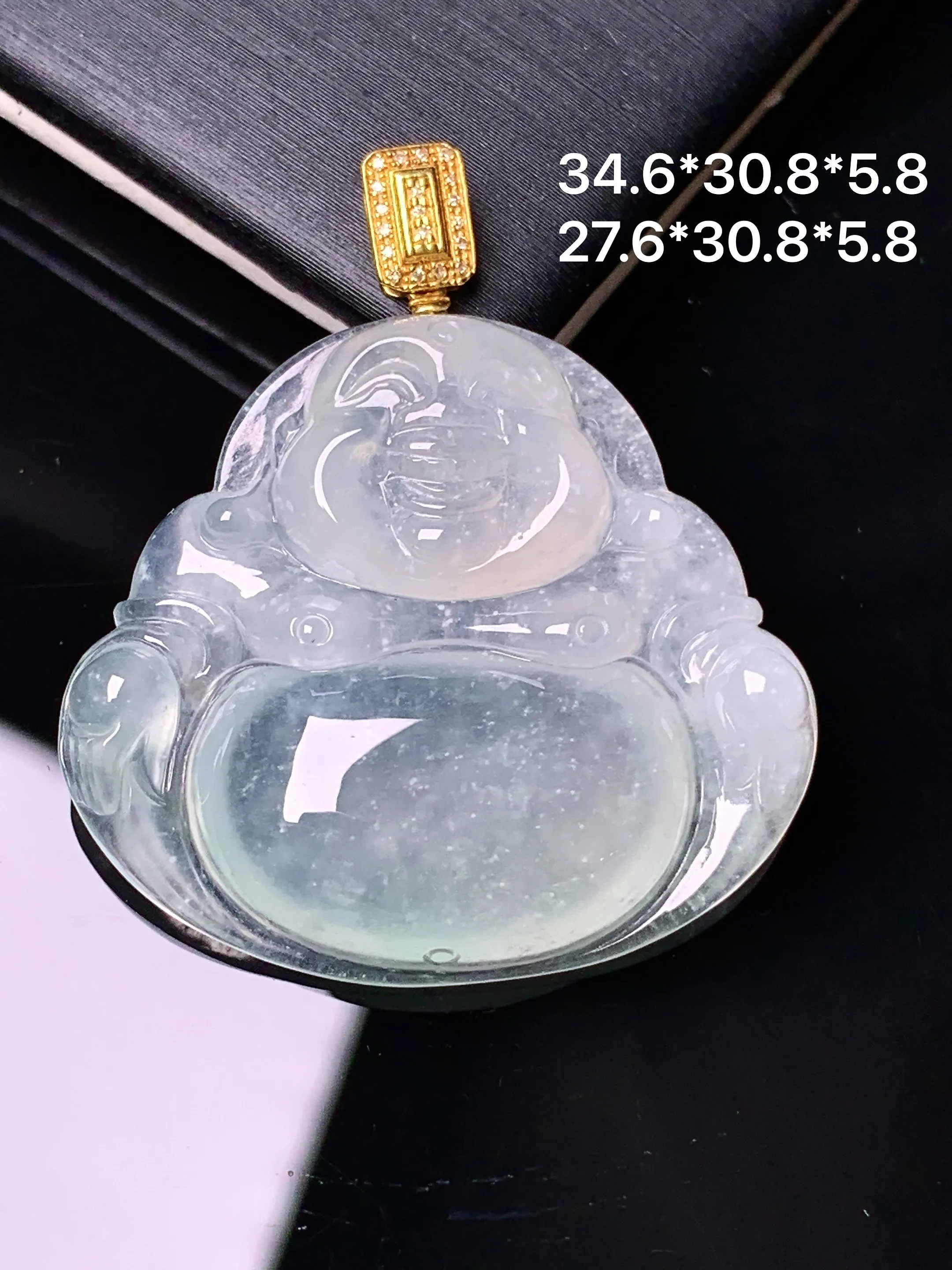 18k金钻镶嵌冰种佛公吊坠 玉质细腻 色泽清新艳丽 整体尺寸34.6*30.8*5.8