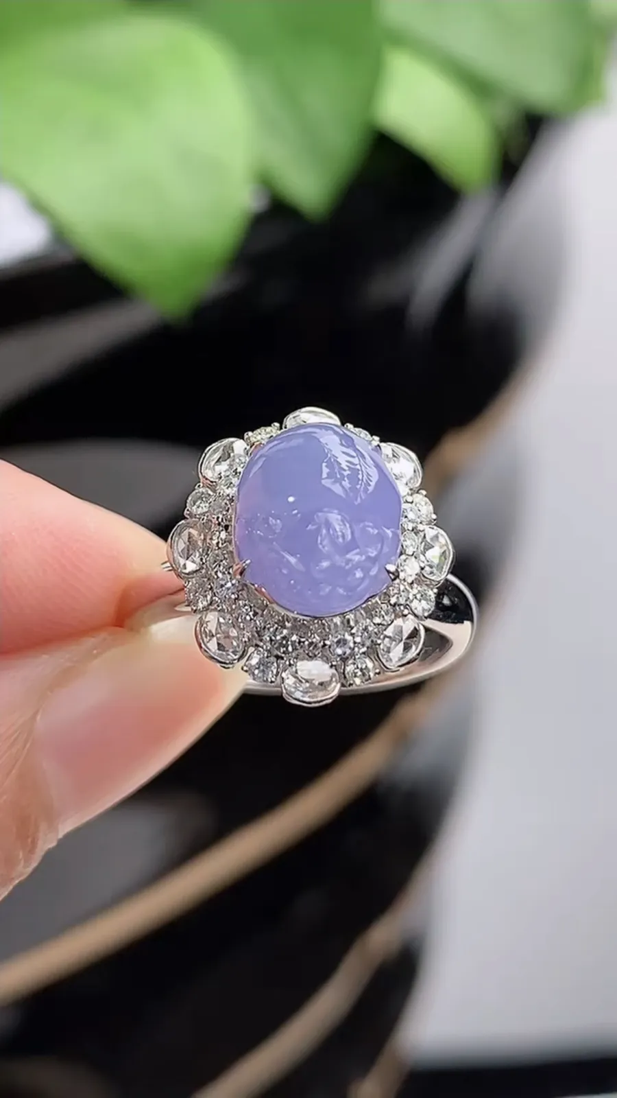 a货翡翠冰种18K金伴钻镶嵌紫罗兰招财金蟾戒指 圈口17裸石尺寸9×7.6mm 重量3.93g 1217