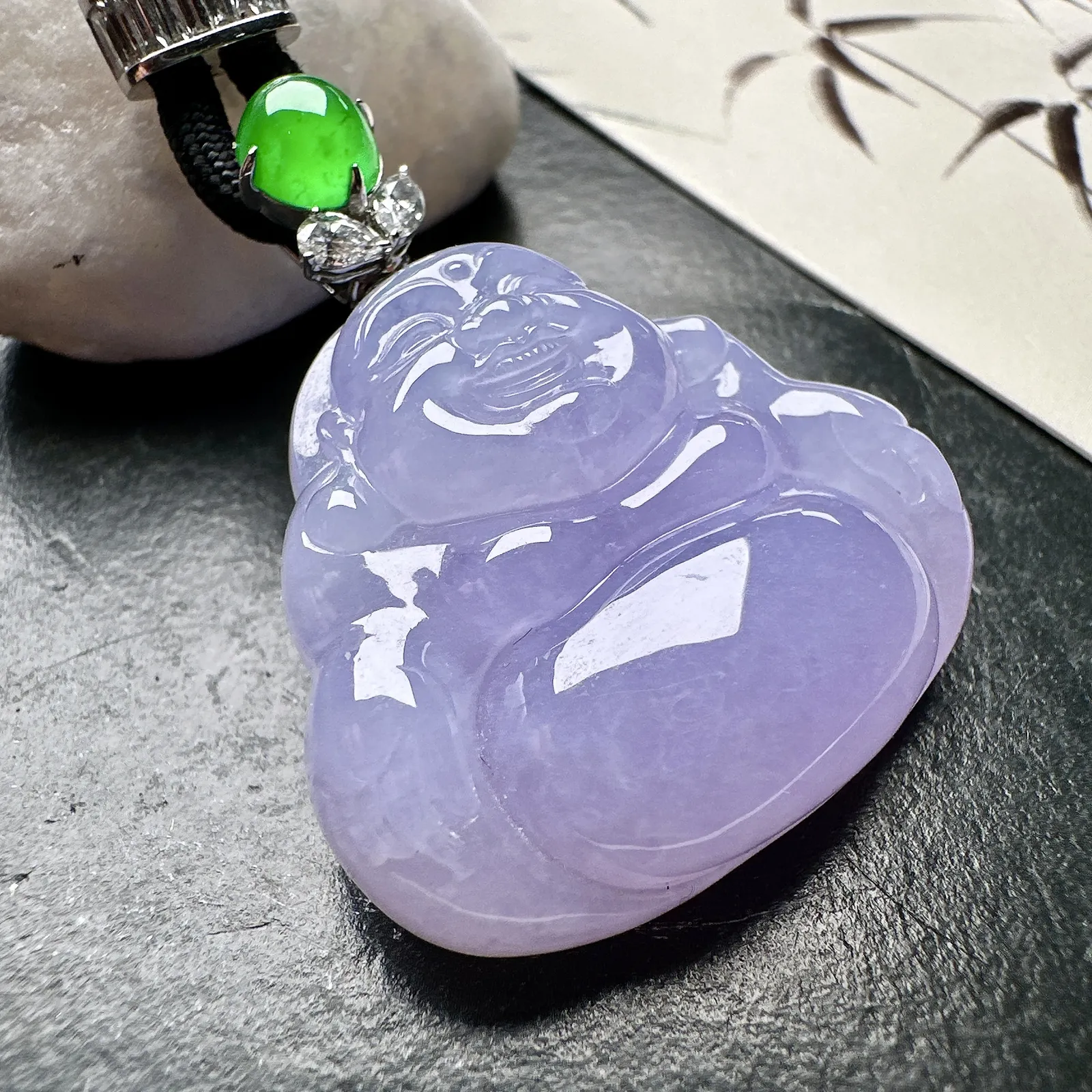 【冰种紫佛吊坠】种水很不错、质地细腻水润，形状很饱满，18K金钻镶嵌，裸石尺寸30.1*33*12毫米