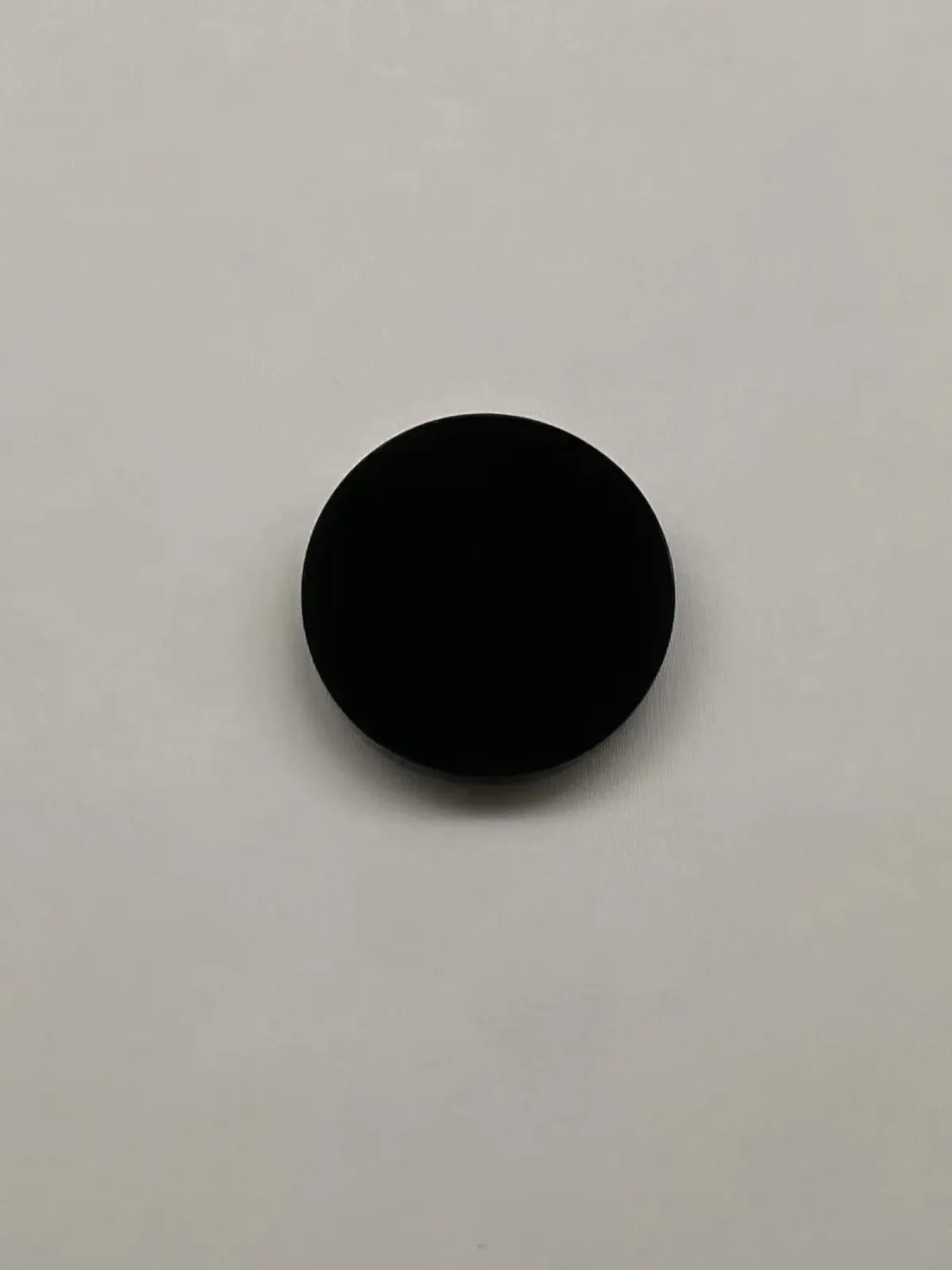 墨翠【平安扣】细腻干净，黑度好，性价比高，雕工精湛，打灯透绿‘