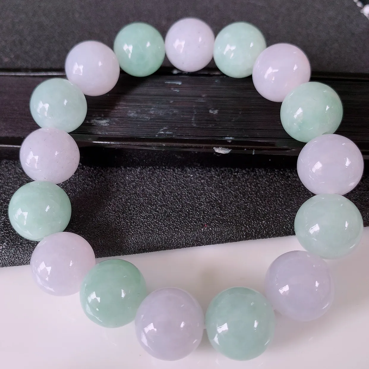 自然光实拍，大颗冰润紫罗兰、满绿翡翠手串手链，种老水足，冰清玉润  颜色漂亮  #46.18取一尺寸13.2