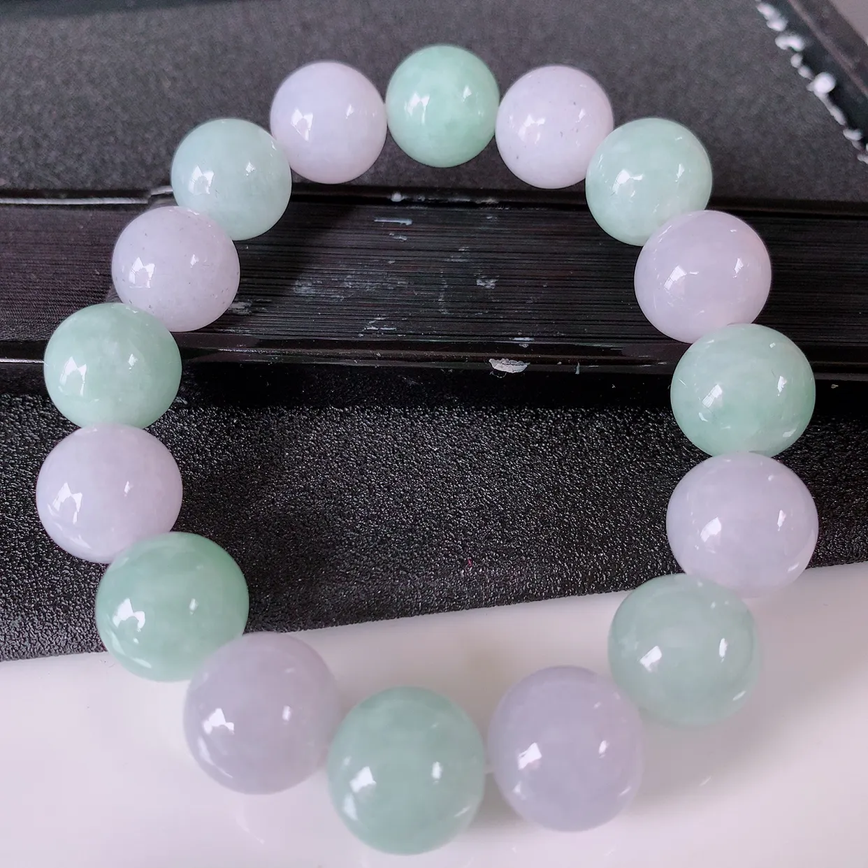 自然光实拍，大颗冰润紫罗兰、满绿翡翠手串手链，种老水足，冰清玉润  颜色漂亮  #46.18取一尺寸13.2