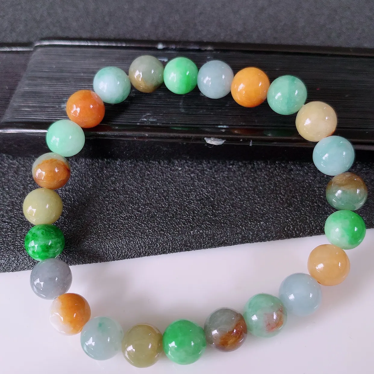 自然光实拍，冰润多宝翡翠手链，多彩翡翠手串，颜色丰富，料子细腻，高档大气，自戴送礼佳品！#46.18取一尺寸7.5mm