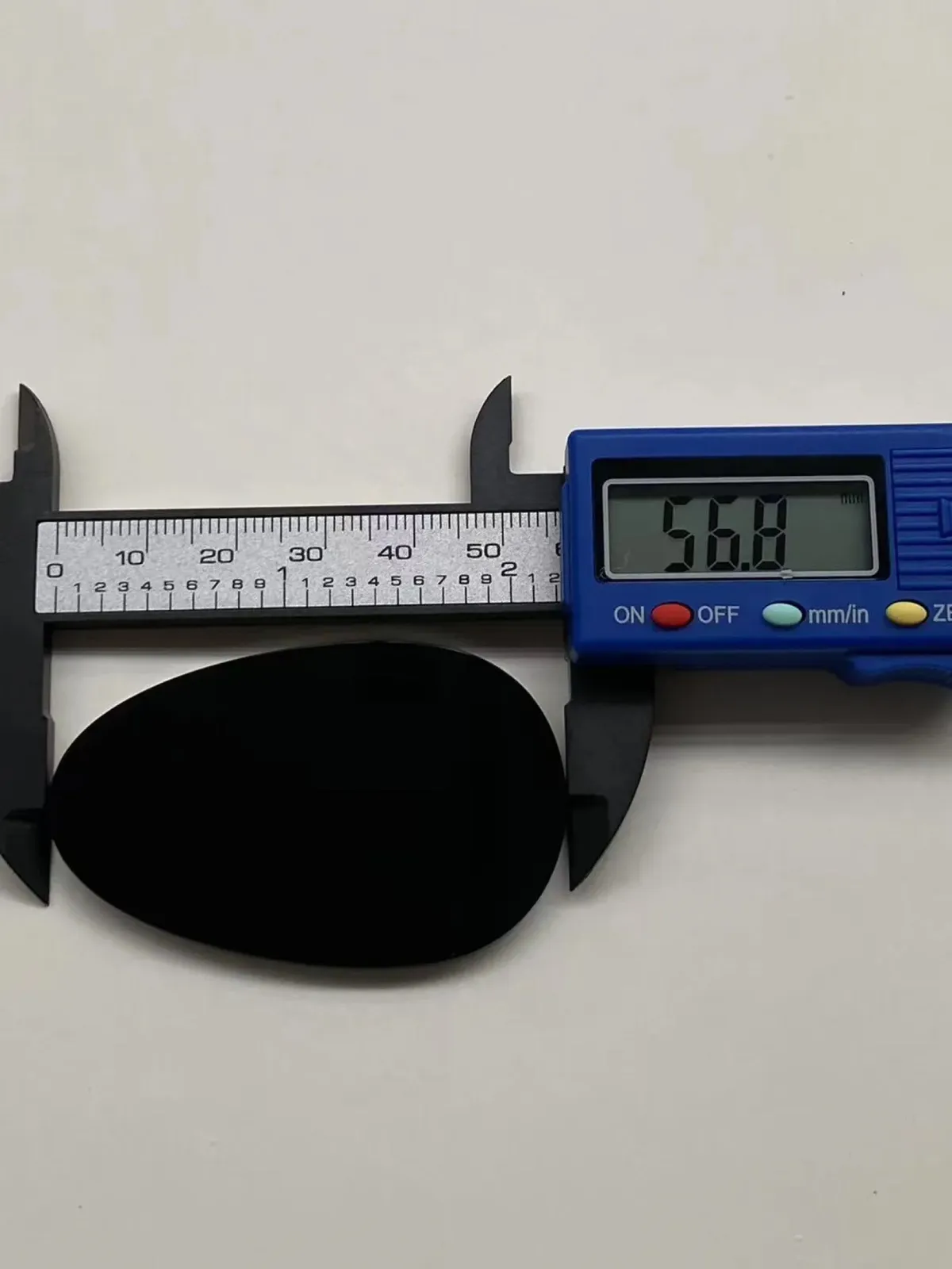 墨翠【平安无事牌】细腻干净，黑度好，性价比高，雕工精湛，打灯透绿‘