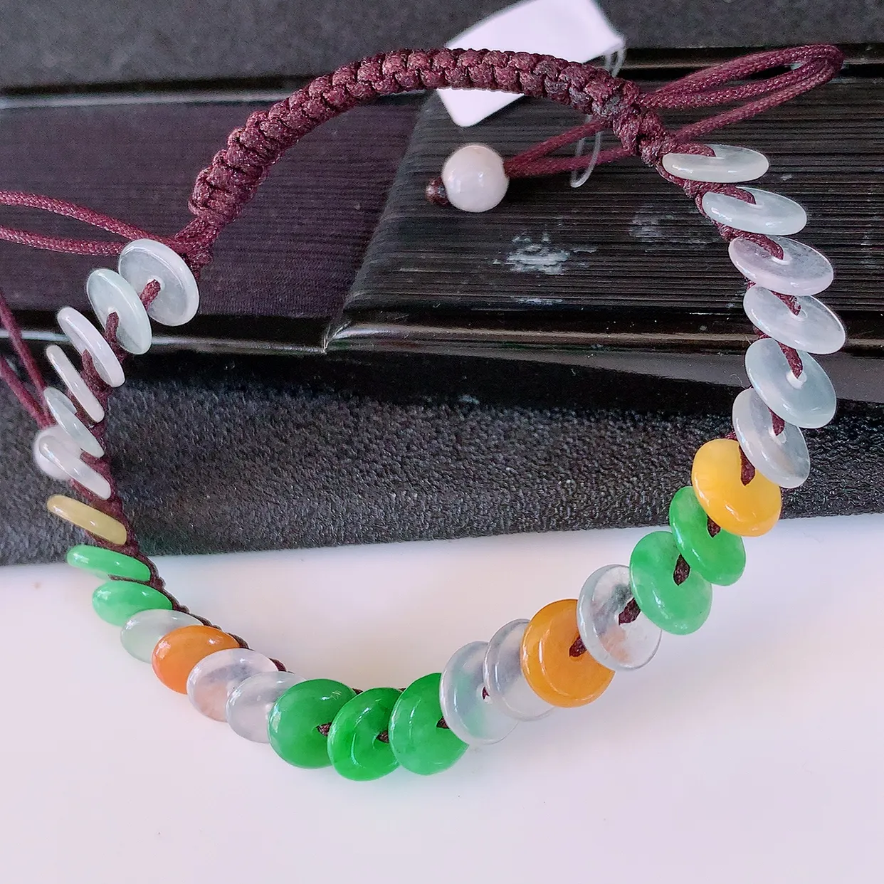 自然光实拍，冰润多彩翡翠平安扣手串手链，种老水足，冰清玉润   颜色漂亮  #46.16取一尺寸6.