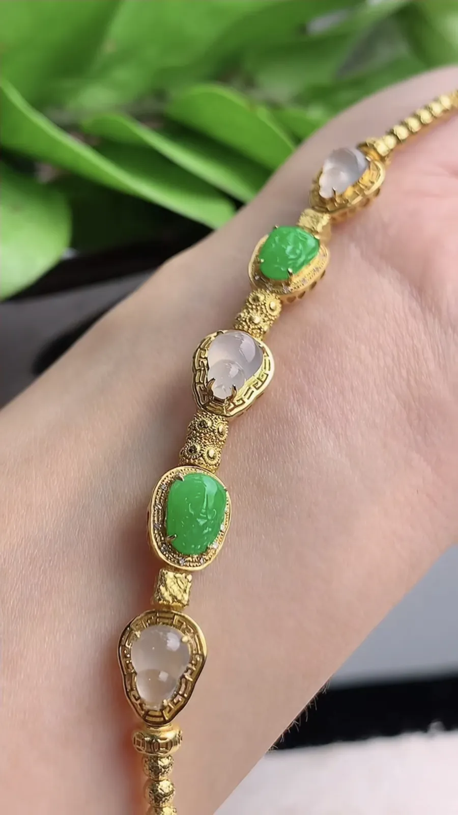 a货翡翠老坑冰种18K金伴钻镶嵌满绿招财貔貅白月光葫芦手链 尺寸7×5.4×5.5mm 重量5.72g 1215