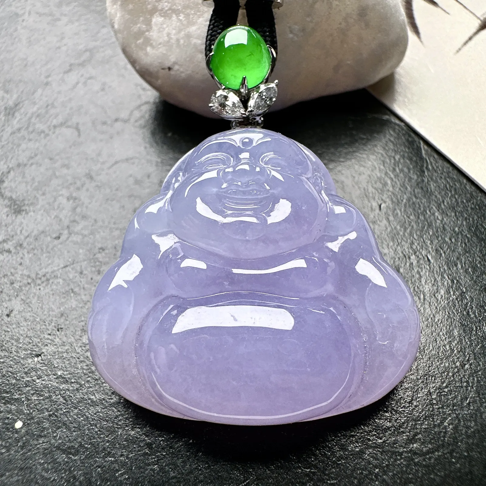 【冰种紫佛吊坠】种水很不错、质地细腻水润，形状很饱满，18K金钻镶嵌，裸石尺寸30.1*33*12毫
