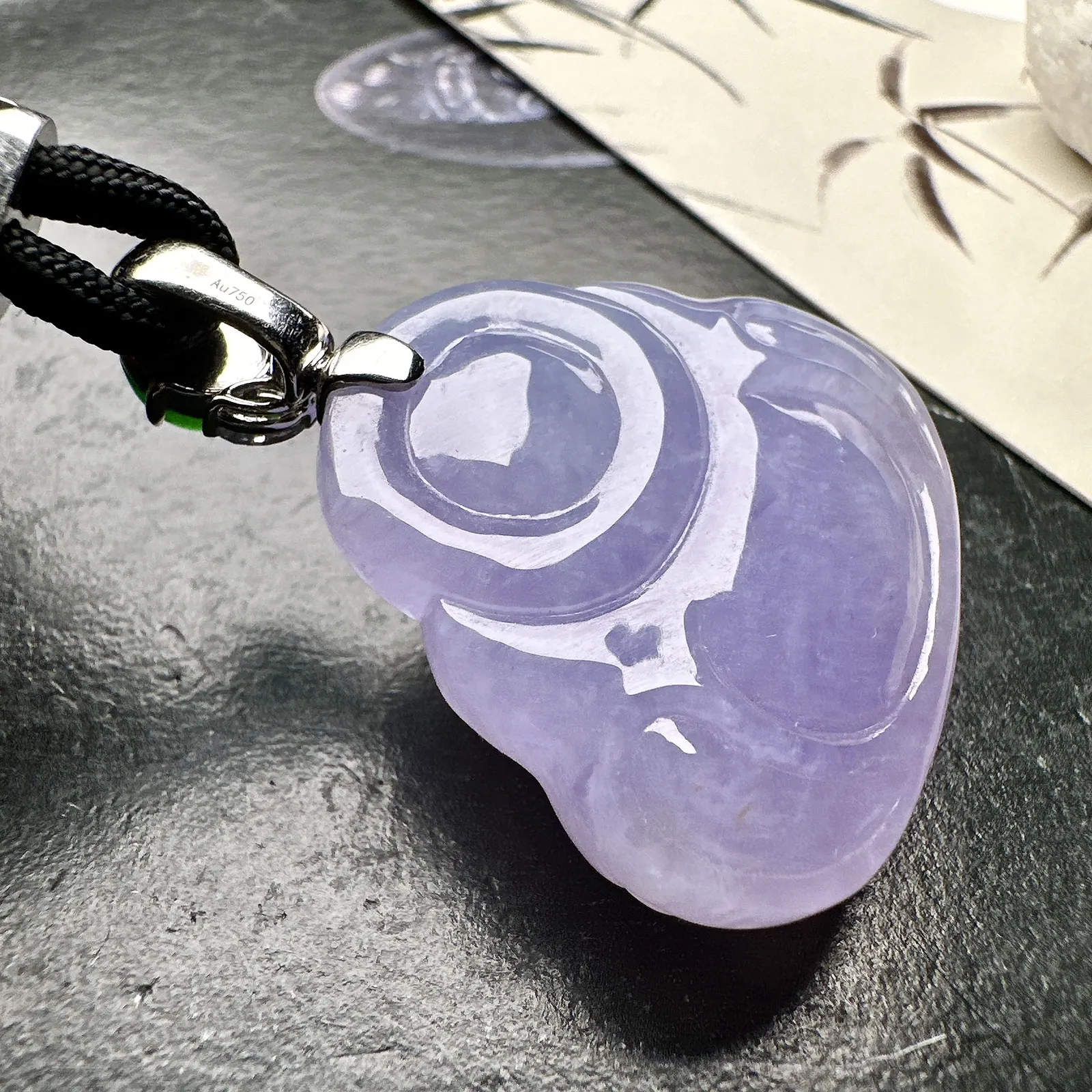 【冰种紫佛吊坠】种水很不错、质地细腻水润，形状很饱满，18K金钻镶嵌，裸石尺寸30.1*33*12毫米