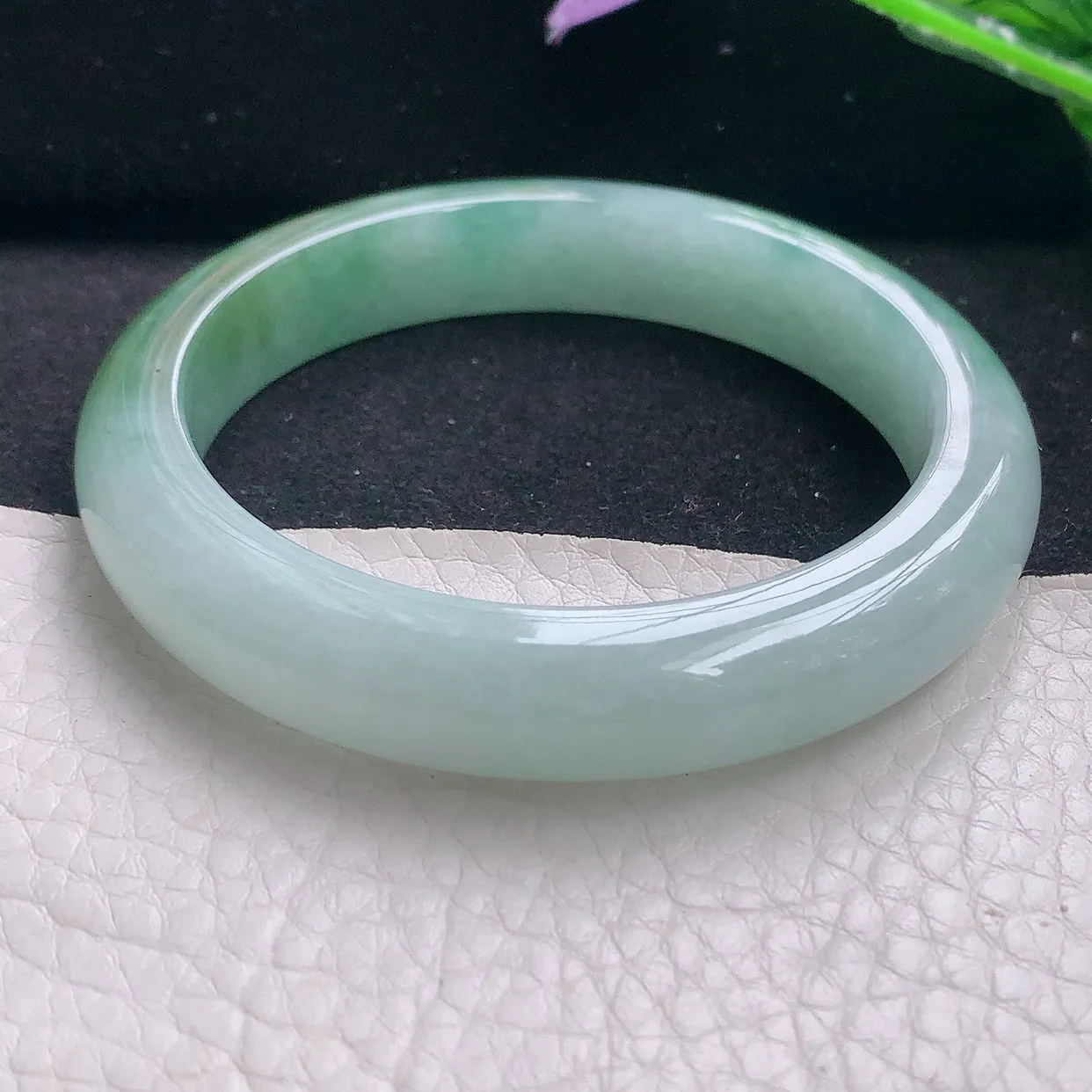 js自然光55*11*8.3平安镯 缅甸翡翠a货水润半山水宽边玉手镯玉手环