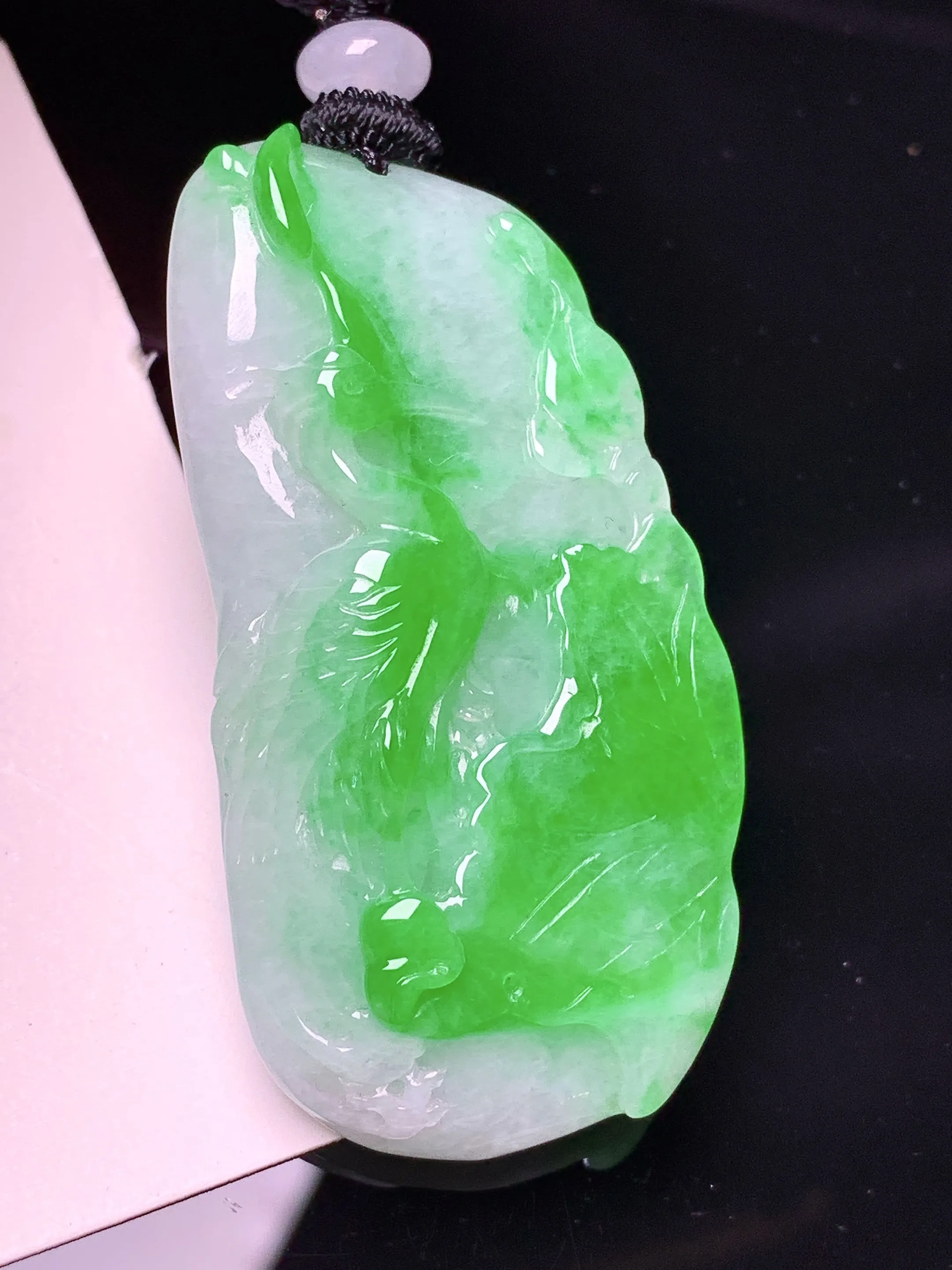 翠绿仙鹤吊坠 玉质细腻 色泽清新艳丽 整体尺寸48.8*24.8*8.8