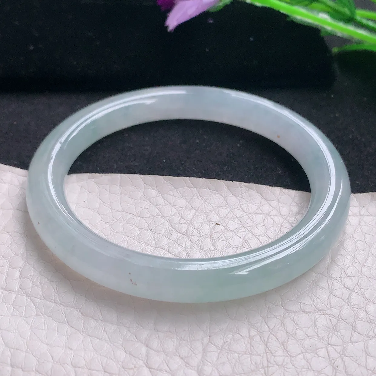 nc自然光53*7.8*8.2美人镯 缅甸翡翠玉手镯冰润清爽圆条玉手环 叮当镯