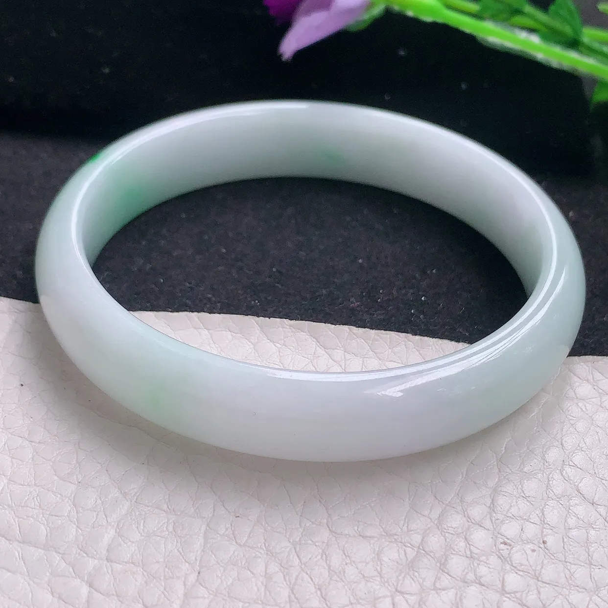 jm大圈口60*12*7平安镯 缅甸翡翠A货飘绿宽边玉手镯玉手环