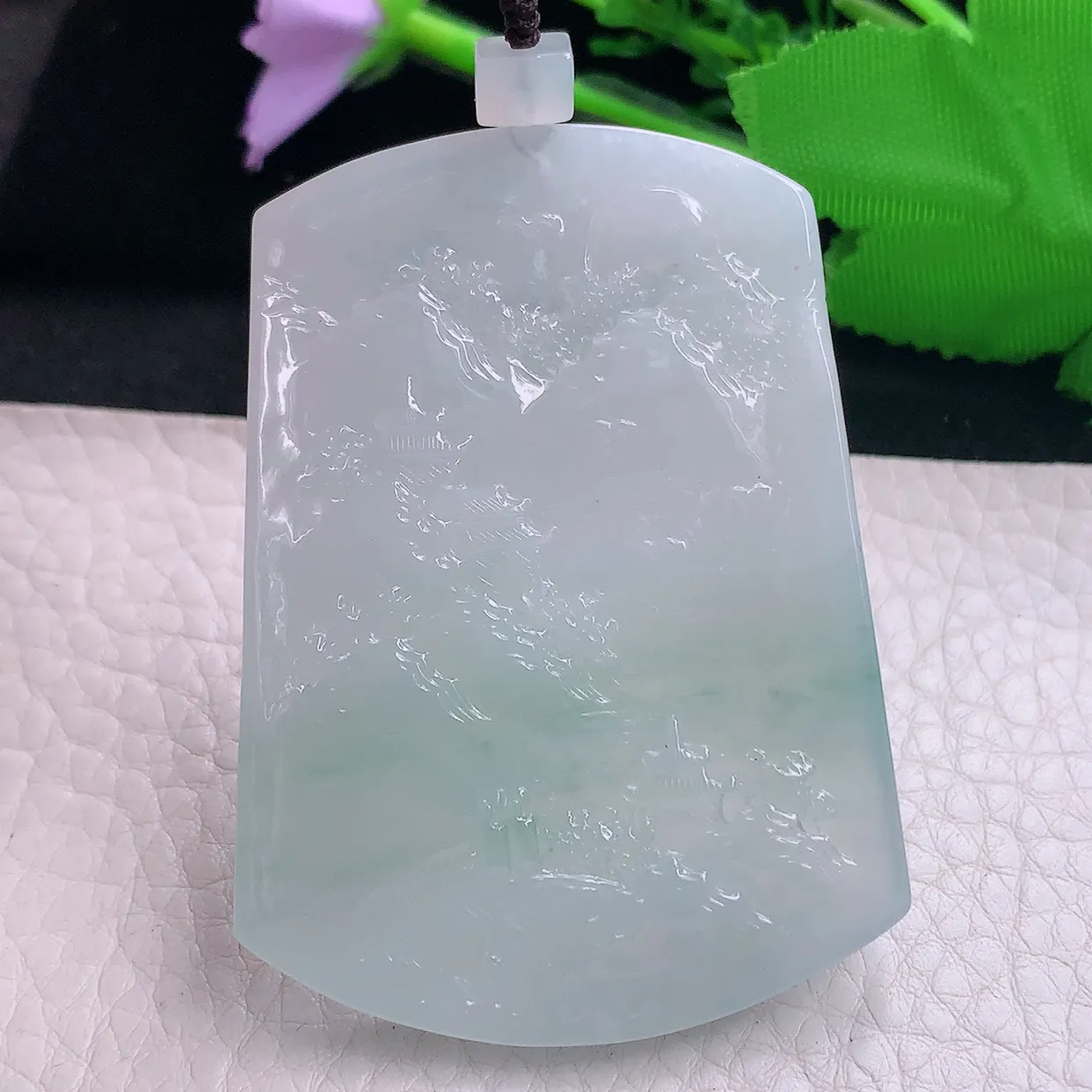 Lz实拍60*44.8*4.6天然缅甸翡翠山水牌玉坠 精雕指日高升项坠