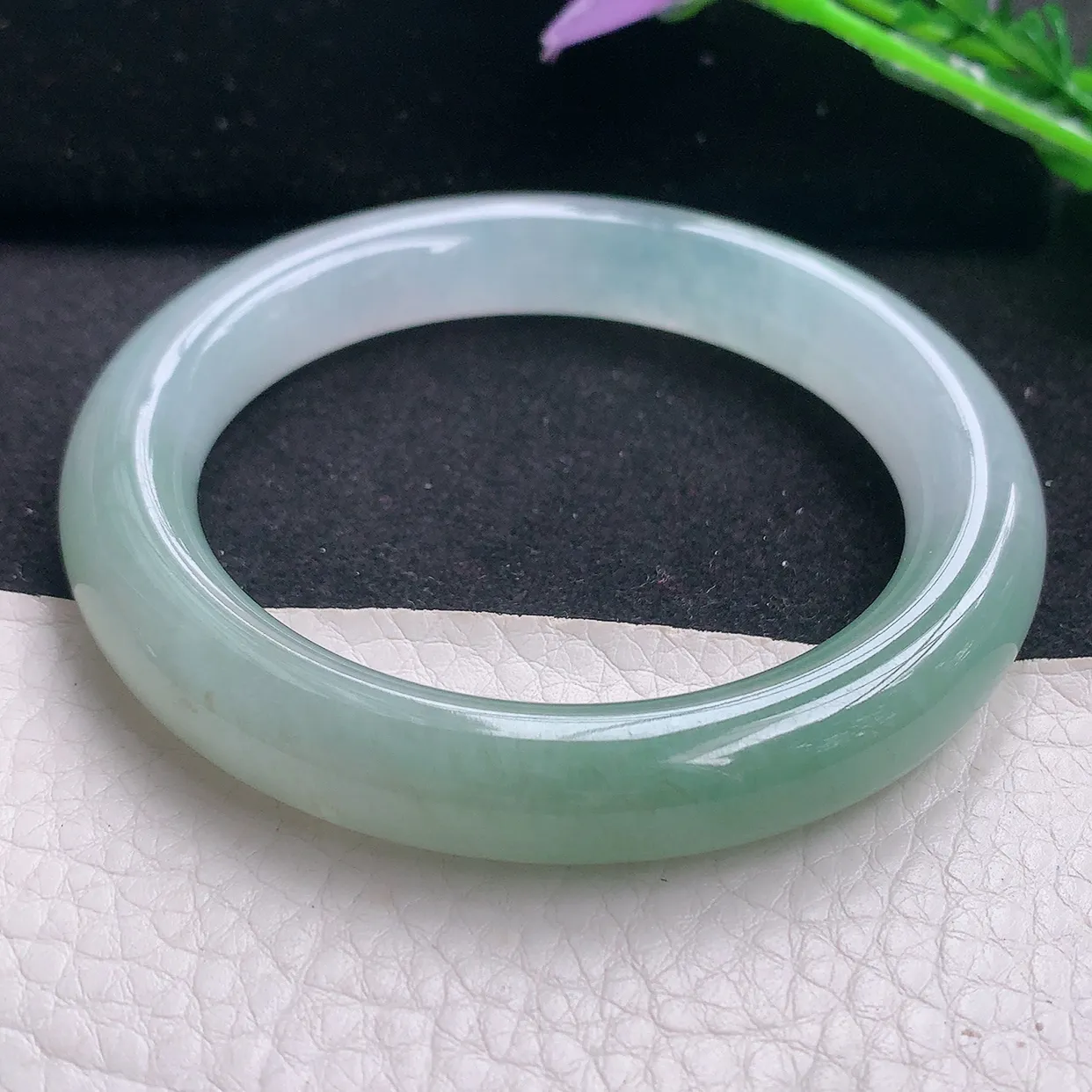 fy自然光56*10.6*10美人镯 翡翠玉手镯半山水圆条玉手环 美人镯