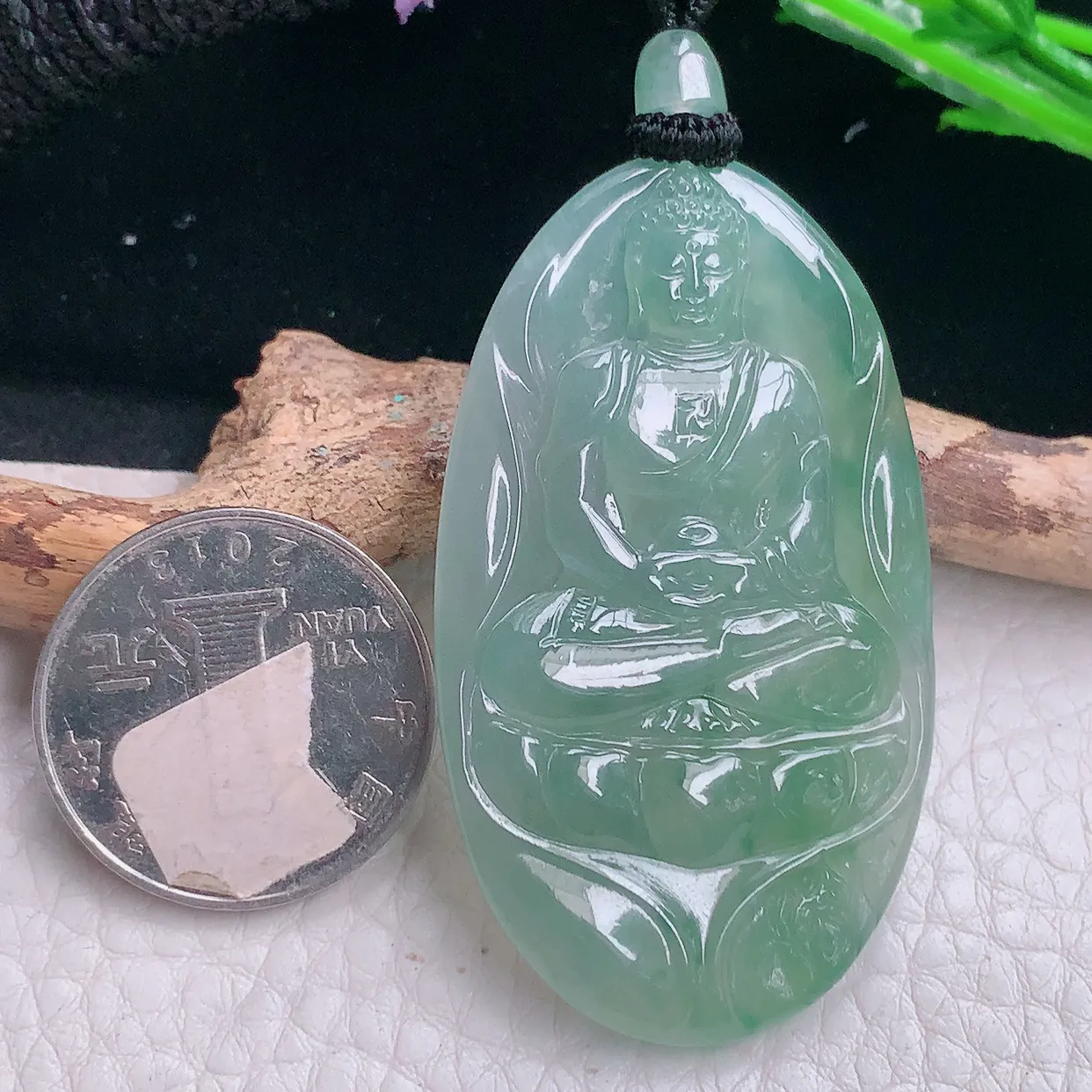 yl实拍53.8*31.5*5.3天然翡翠a货睛水大日如来佛祖吊坠冰透精雕守护神玉坠