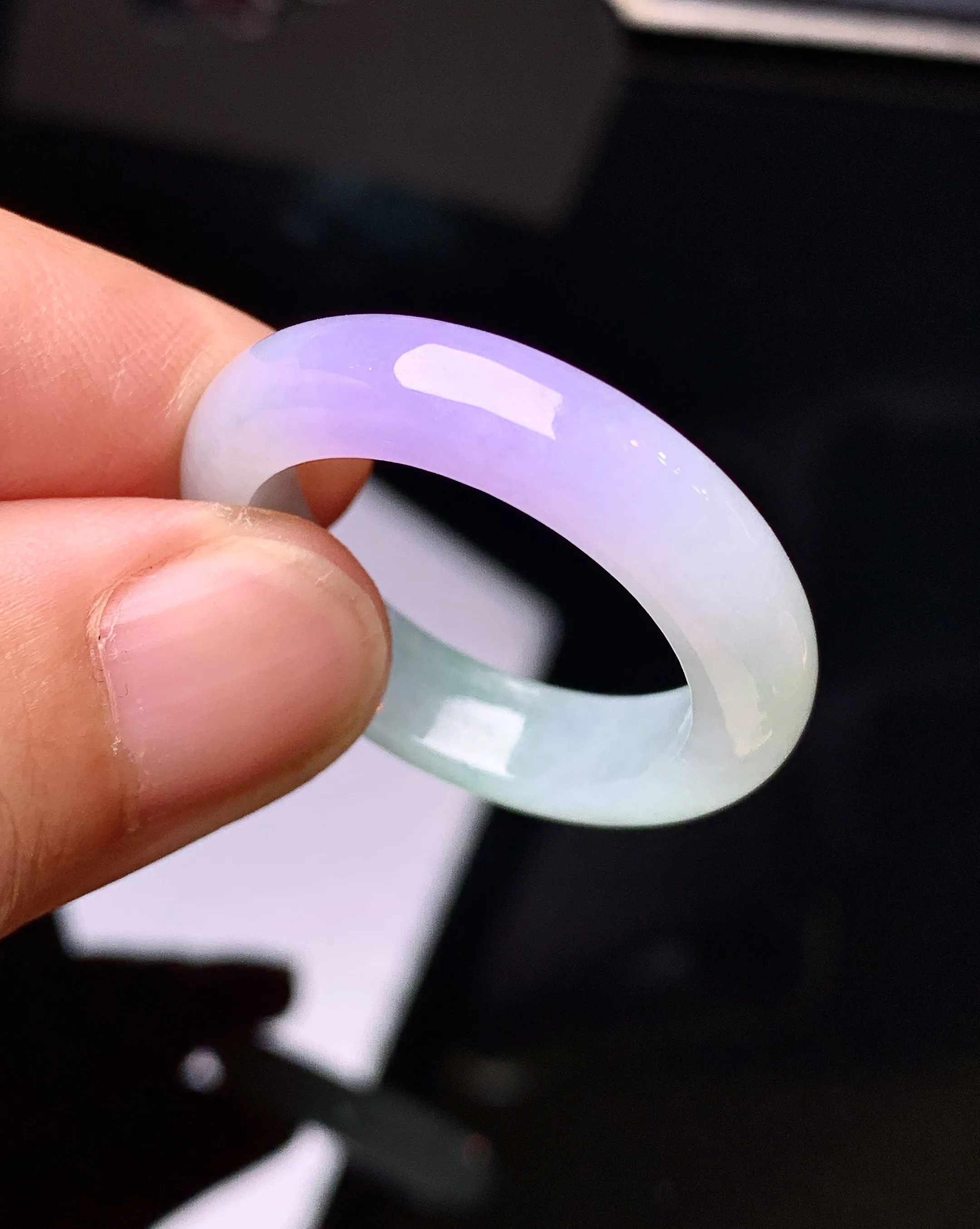 紫罗兰指环 玉质细腻 色泽清新艳丽 圈口23 整体尺寸28.3*5.6*4.2
