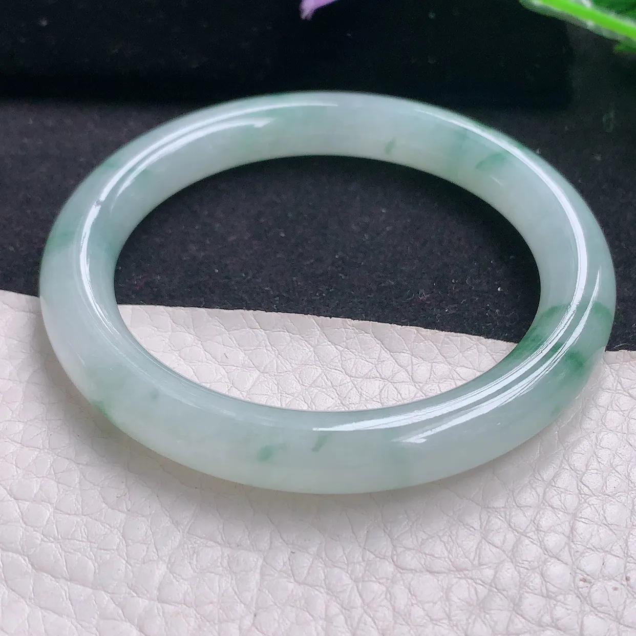 xd自然光53.8*9*8.6美人镯 缅甸翡翠a货玉手镯冰飘花圆条玉手环