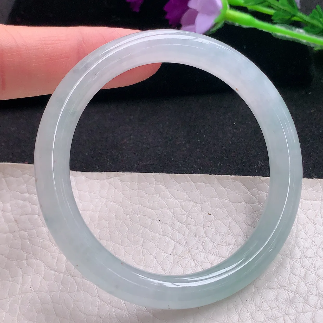 nc自然光53*7.8*8.2美人镯 缅甸翡翠玉手镯冰润清爽圆条玉手环 叮当镯