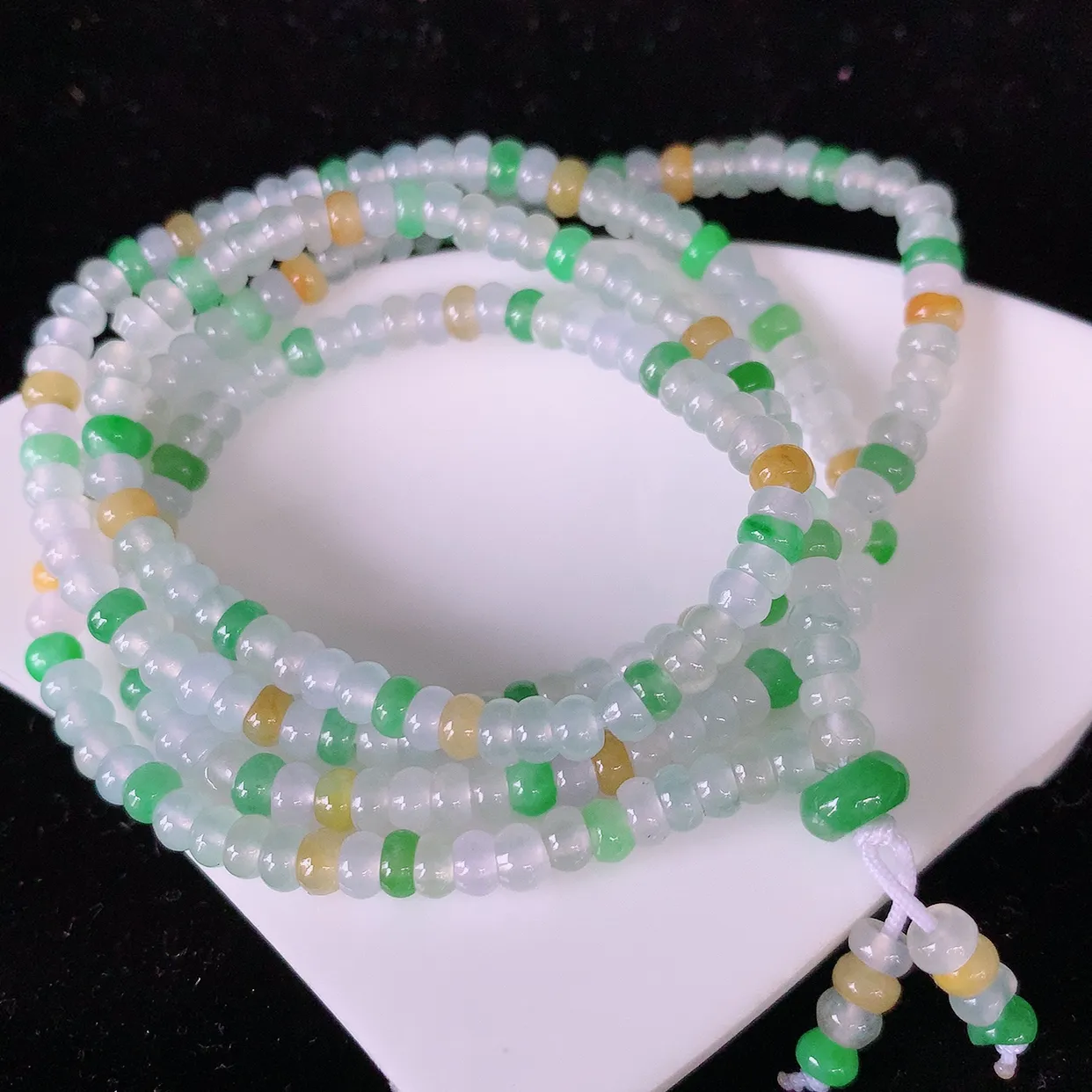 自然光实拍，冰种多宝翡翠项链，多彩翡翠珠链，颜色丰富，料子细腻，高档大气，自戴送礼佳品！#001.1