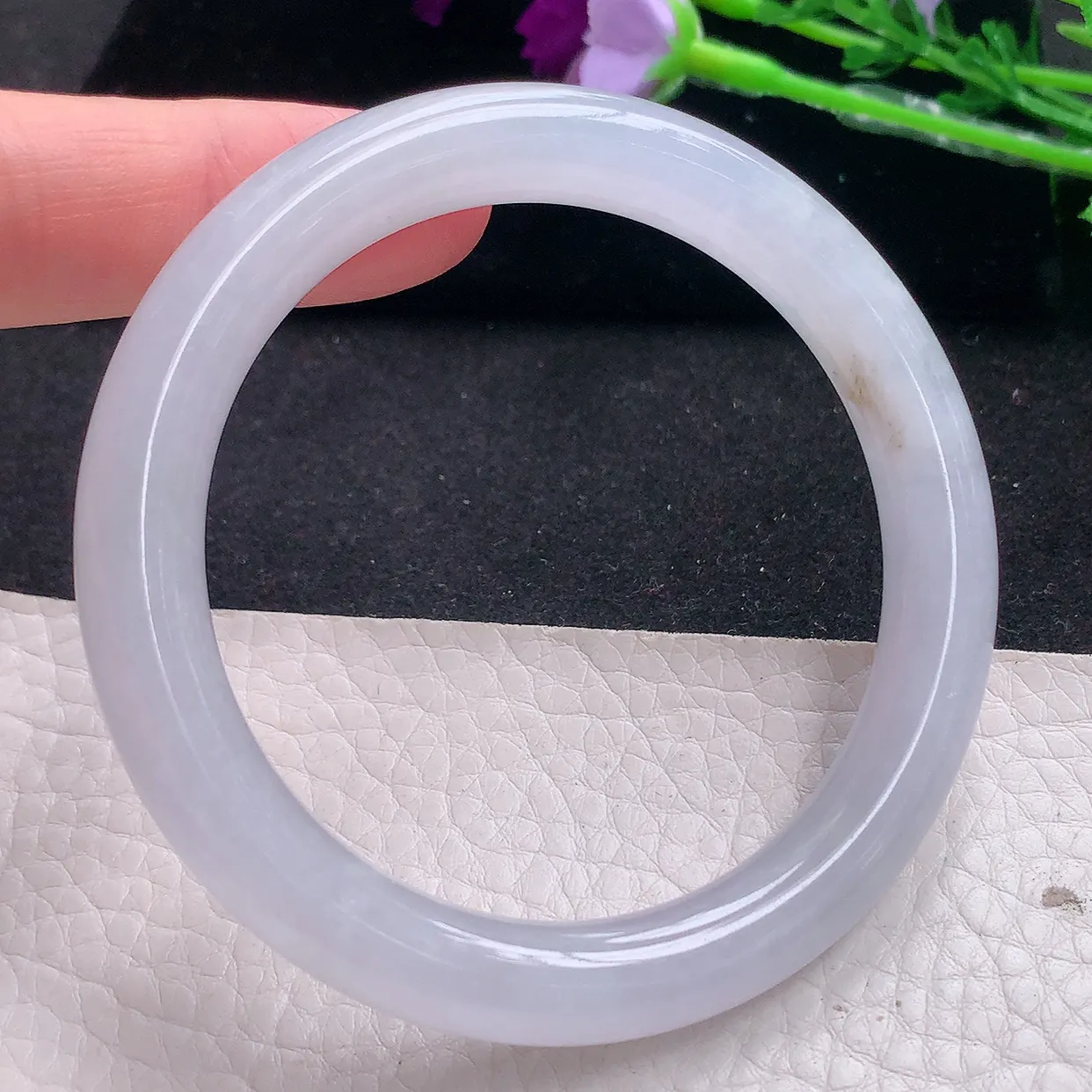 xh自然光55.3*9.2*8.8美人镯 翡翠a货玉手镯冰胶纯美圆条玉手环 平安镯