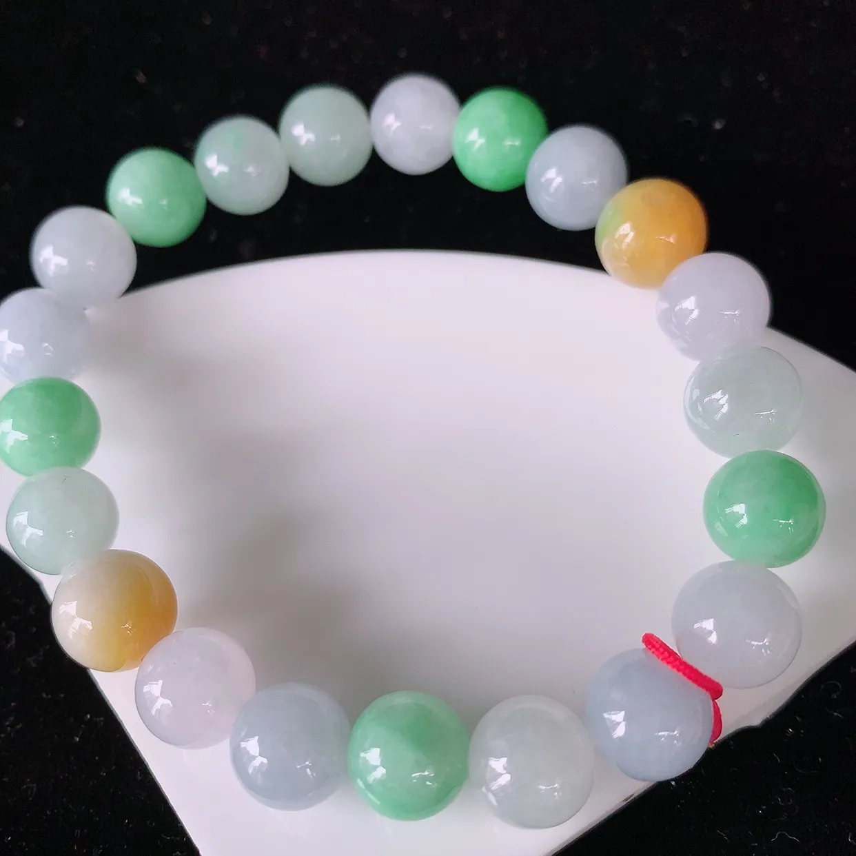 自然光实拍，冰润多宝翡翠手链，多彩翡翠手串，颜色丰富，料子细腻，高档大气，自戴送礼佳品！#46.20