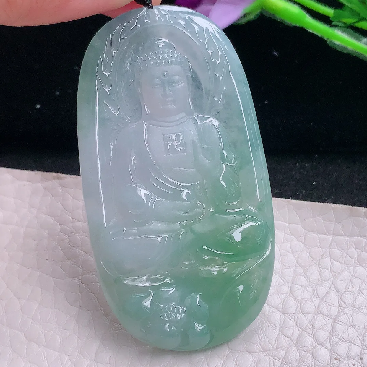 kh实拍62.6*34.5*5.6天然翡翠阿弥佗佛吊坠冰透精雕俏色如来佛祖