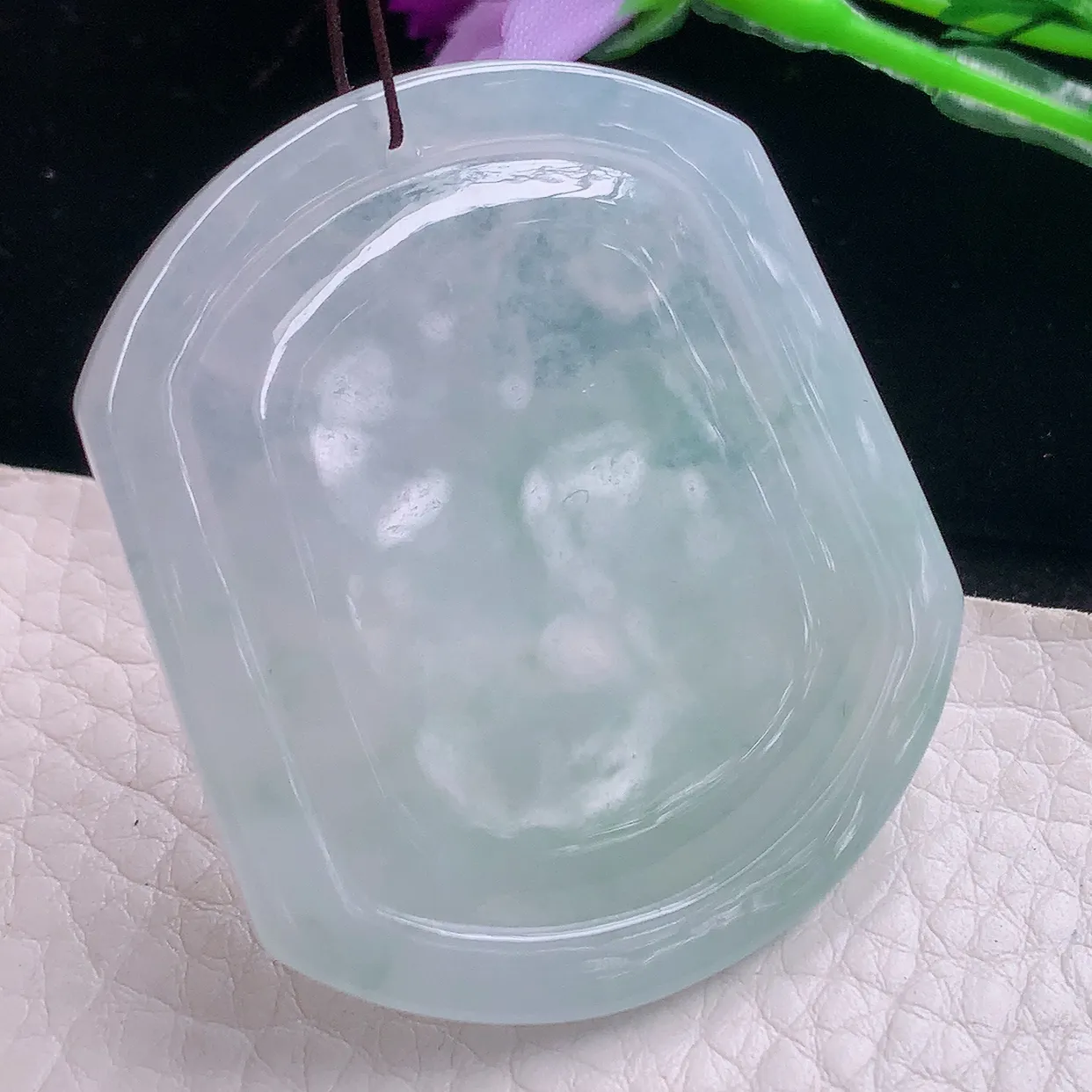 kh实拍48.5*42*5.6天然翡翠a货生肖马吊坠冰透精雕马上有钱玉坠