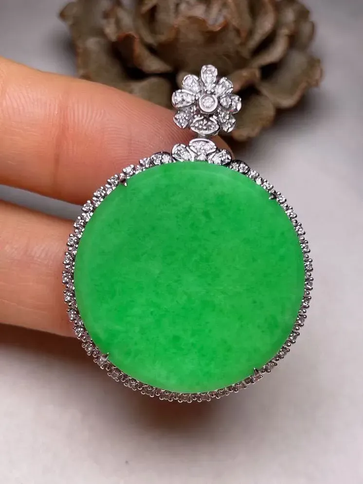 冰糯种辣色平安扣吊坠、真金真钻镶嵌，种水好，玉质细腻 .裸石尺寸 26.0