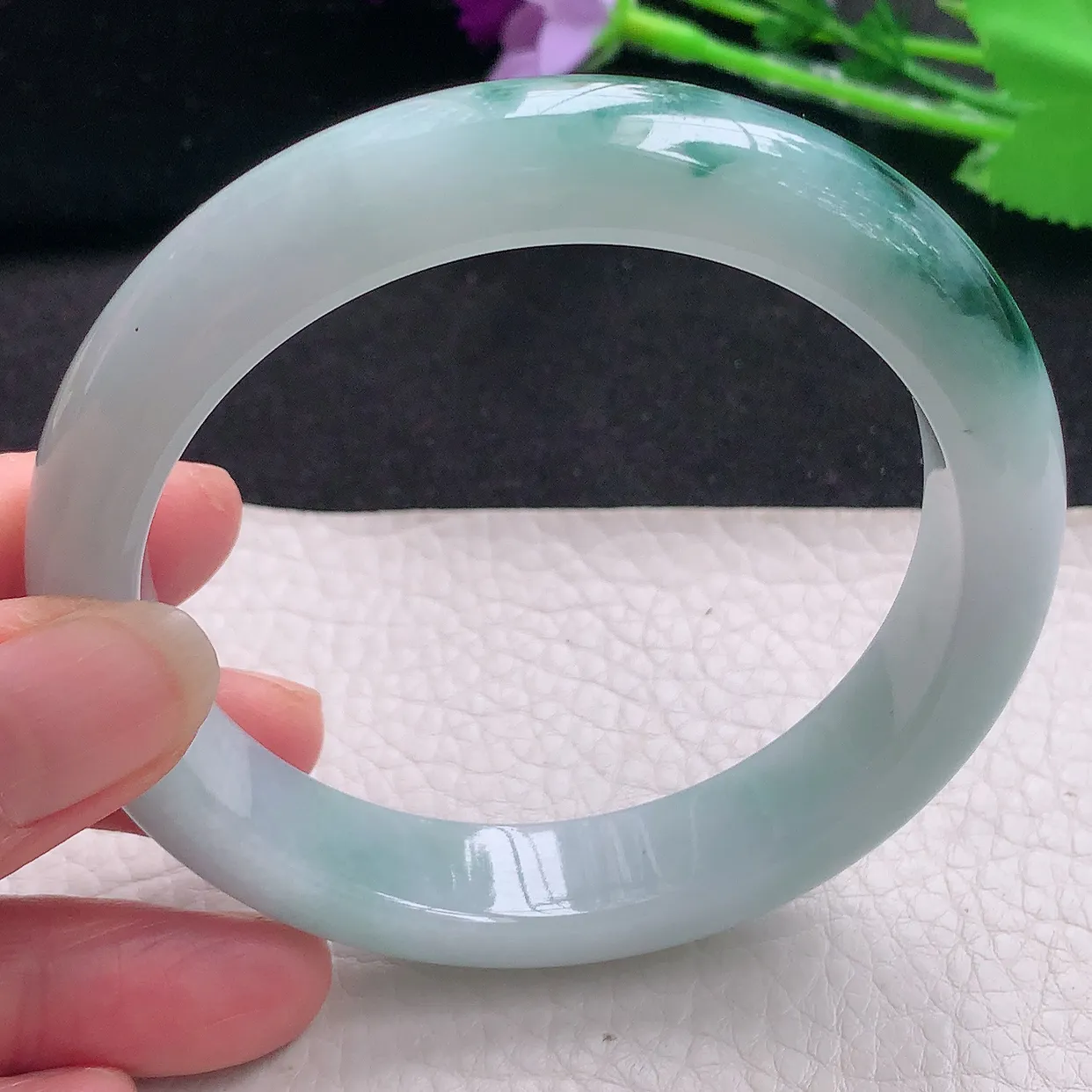 nc大圈口61.5*13.3*9平安镯 翡翠玉手镯飘花大气宽边玉手环