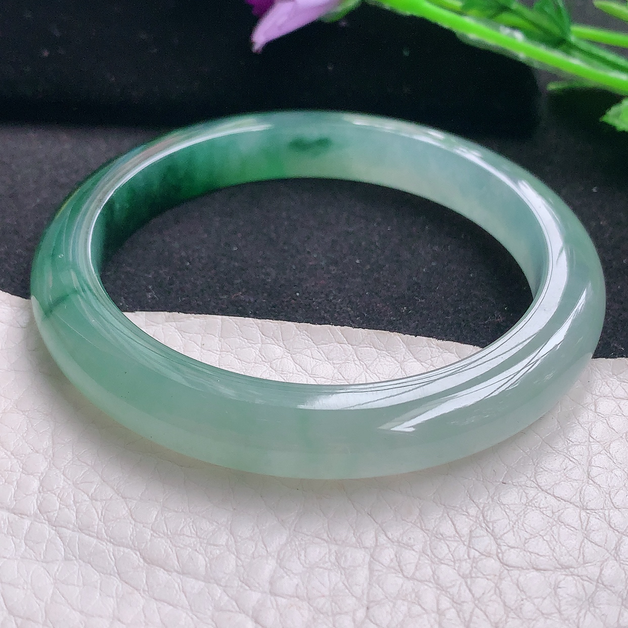 nc自然光57.5*9.6*8.6平安镯 缅甸翡翠玉手镯冰飘花起光宽边玉手环