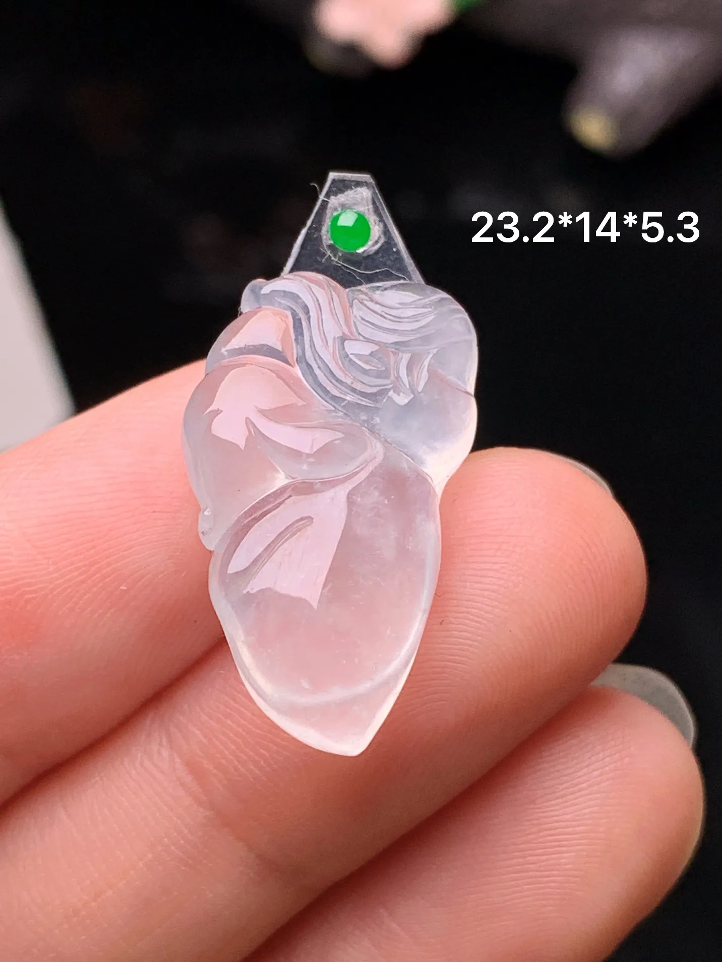 镶嵌款 冰种天使宝宝  玉质细腻 色泽清新艳丽 整体尺寸23.2*14*5.3