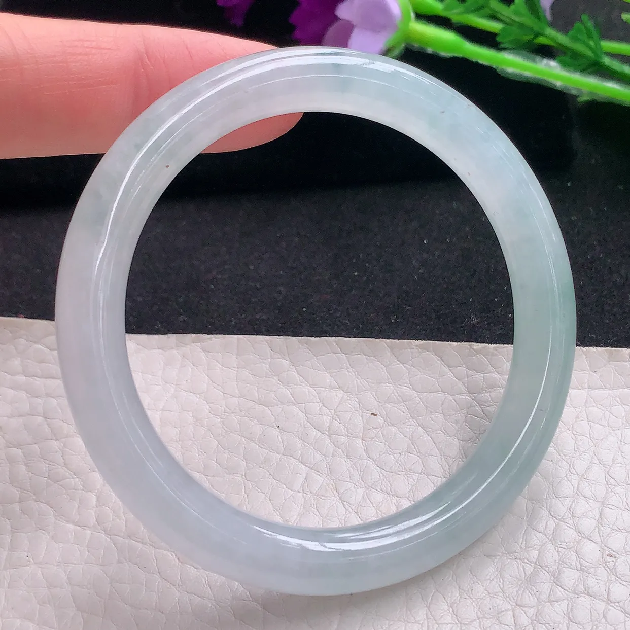 nc自然光53*7.8*8.2美人镯 缅甸翡翠玉手镯冰润清爽圆条玉手环 叮当镯