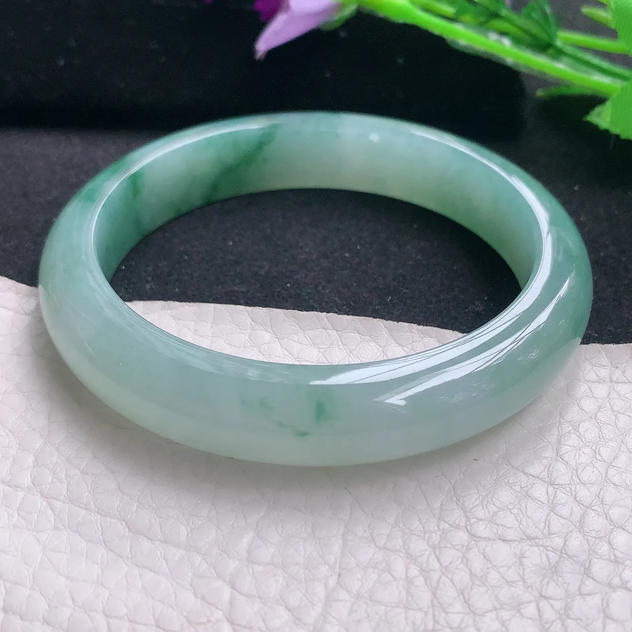 nc自然光57*12*8.3平安镯 缅甸翡翠玉手镯冰飘花秀气宽边玉手环