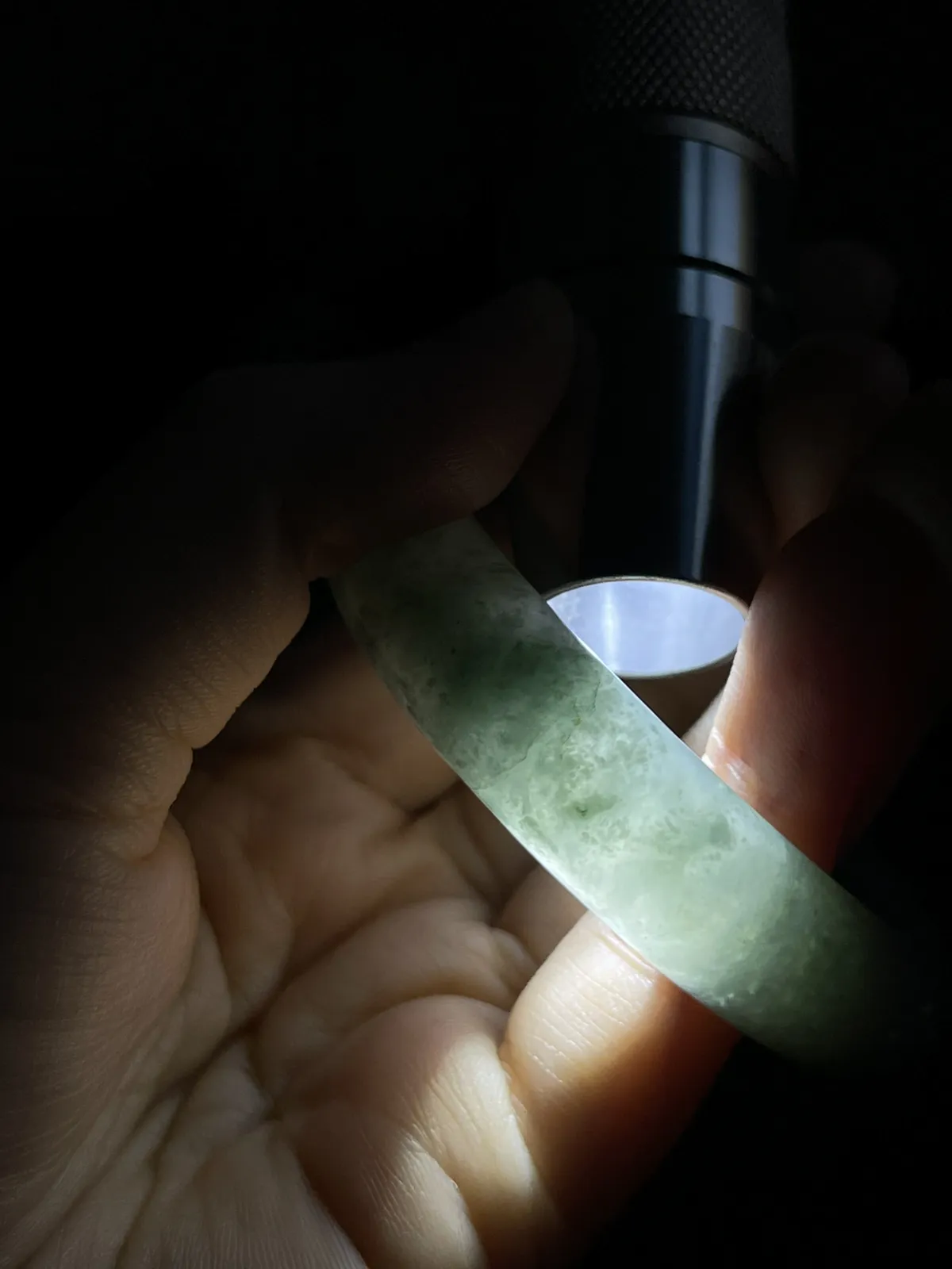 50.4正圈，冰糯种深绿色翡翠手镯