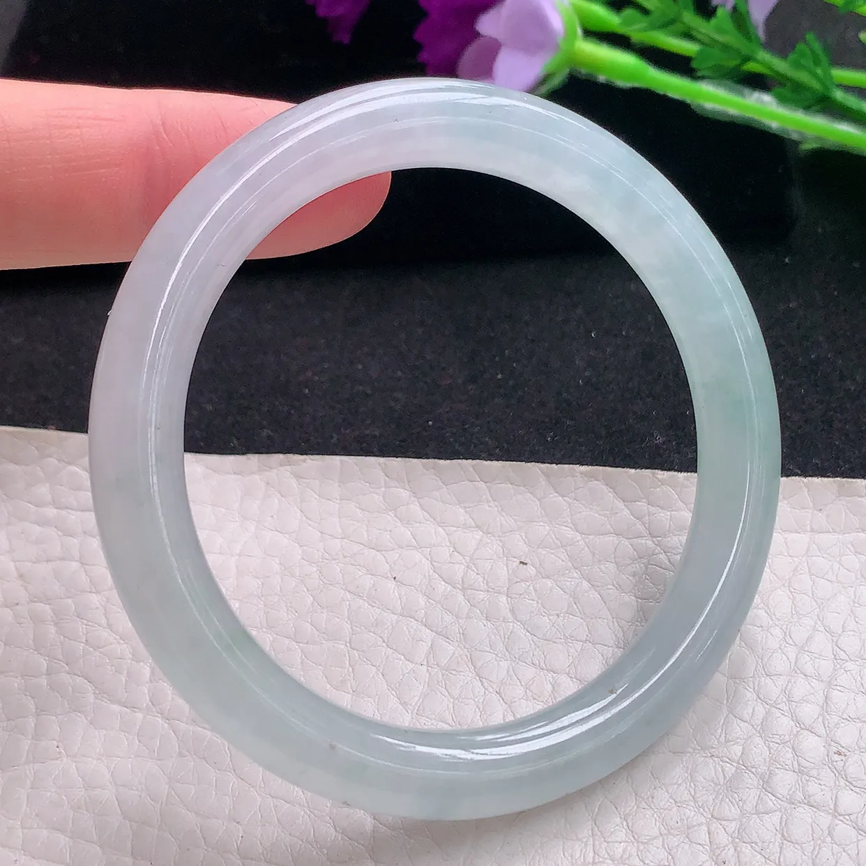 nc自然光53*7.8*8.2美人镯 缅甸翡翠玉手镯冰润清爽圆条玉手环 叮当镯