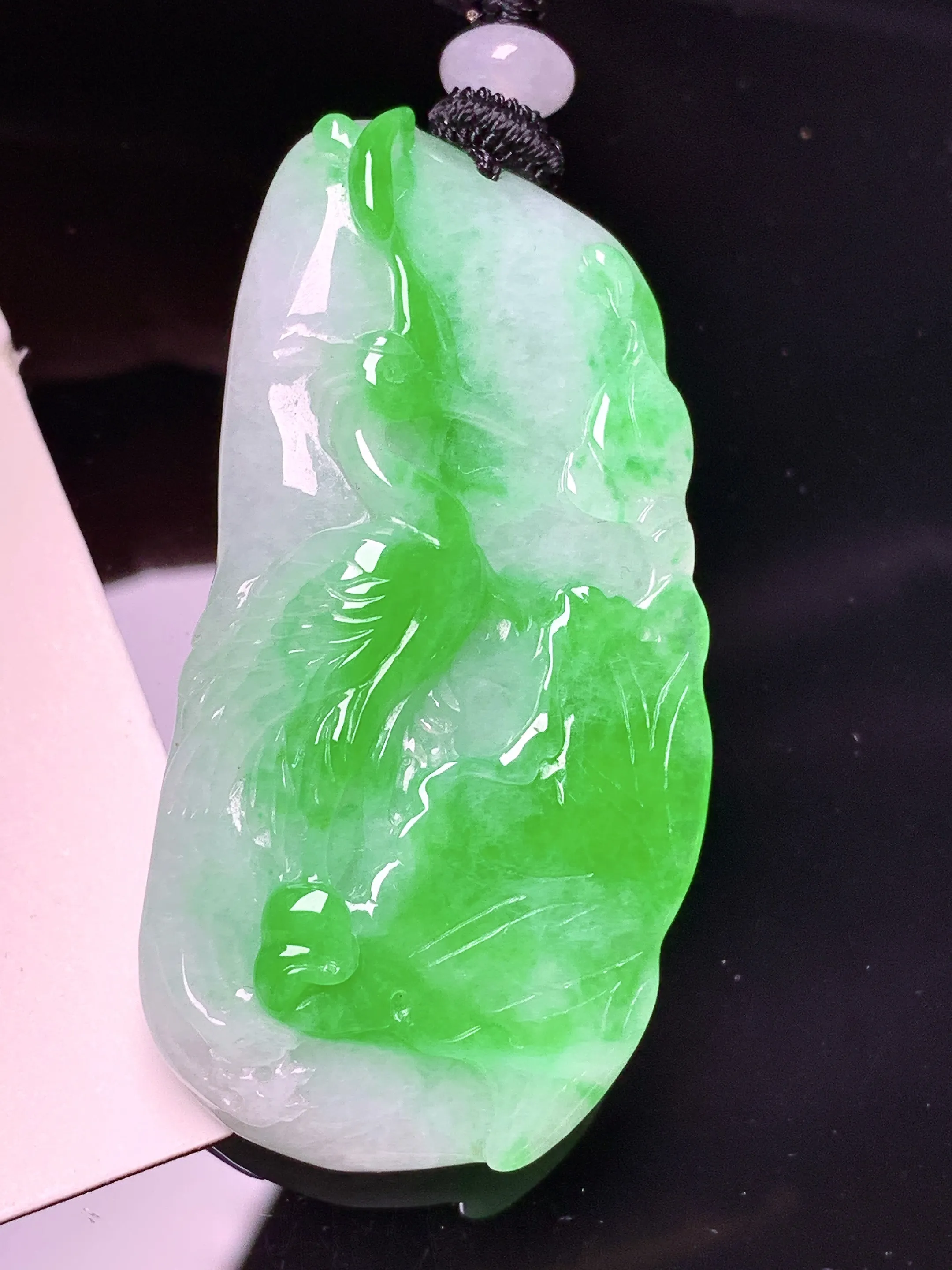 翠绿仙鹤吊坠 玉质细腻 色泽清新艳丽 整体尺寸48.8*24.8*8.8