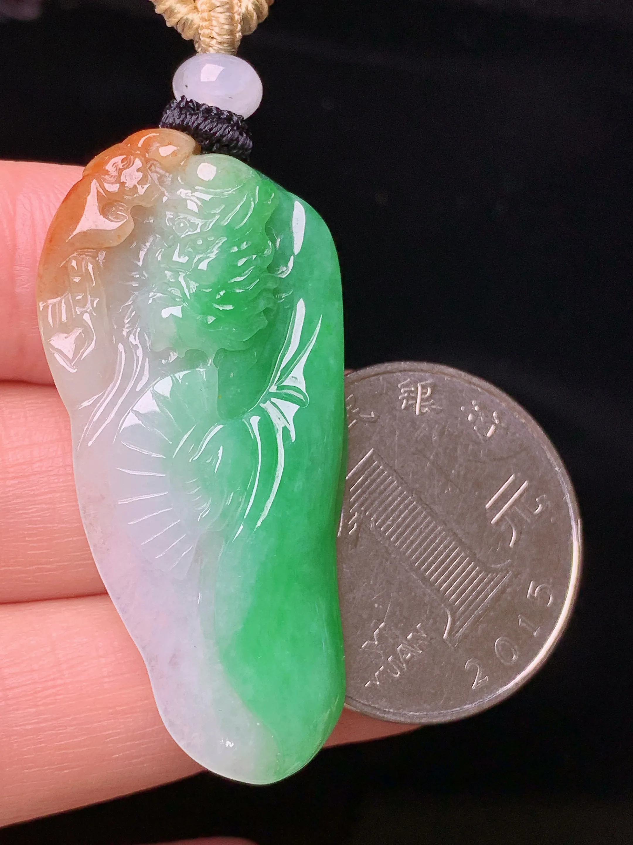 飘绿达摩吊坠 玉质细腻 色泽清新艳丽 整体尺寸42.7*20.8*6.8