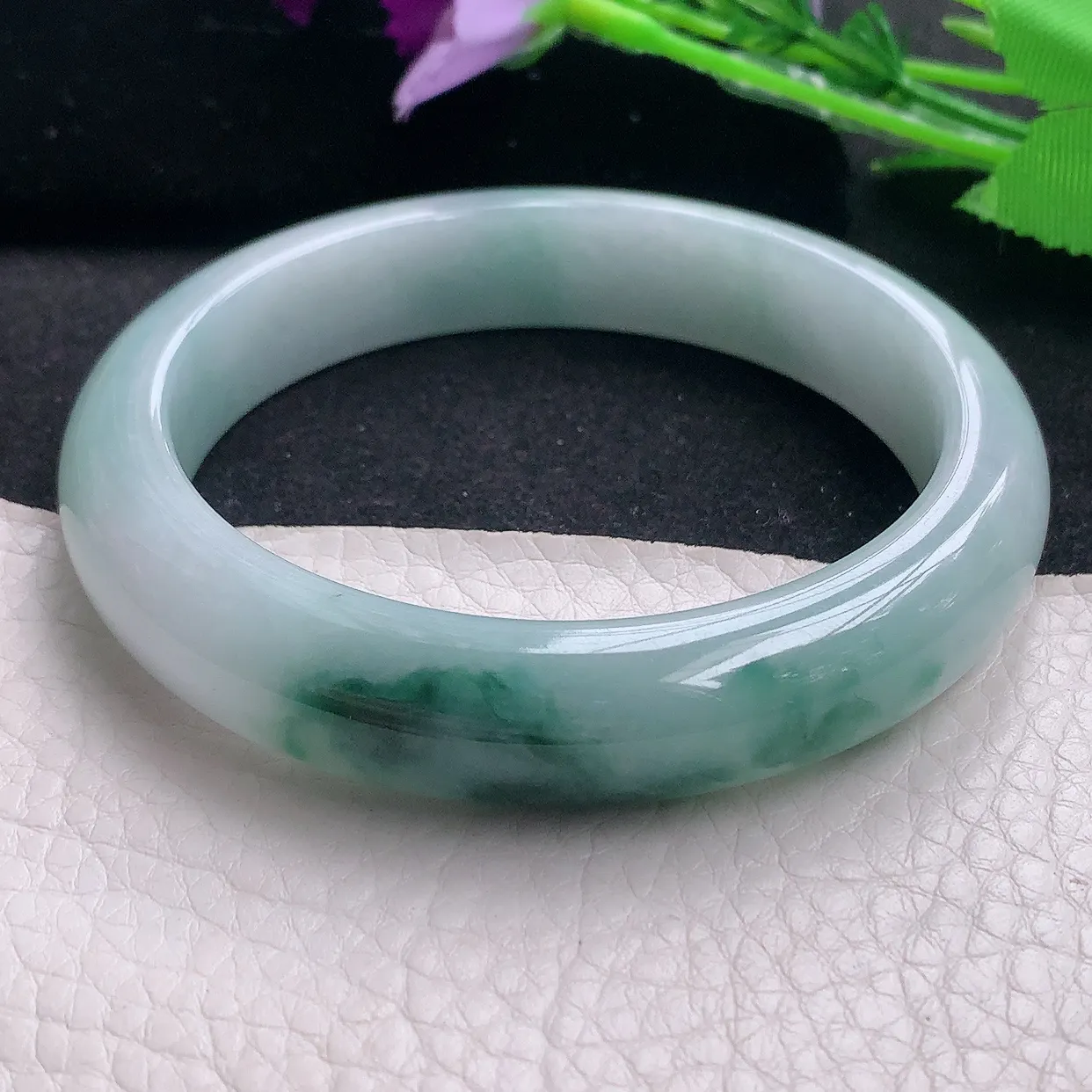 nc大圈口61.5*13.3*9平安镯 翡翠玉手镯飘花大气宽边玉手环