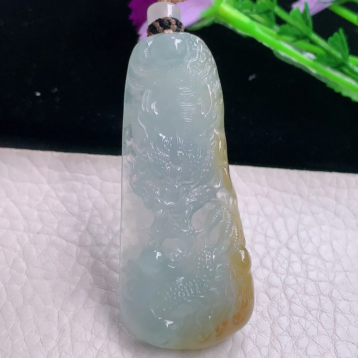 yl实拍57.5*25*7.2天然翡翠a货冰透俏黄龙牌吊坠精雕神龙戏珠玉坠