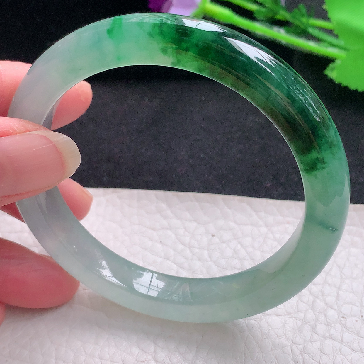 nc自然光57.5*9.6*8.6平安镯 缅甸翡翠玉手镯冰飘花起光宽边玉手环