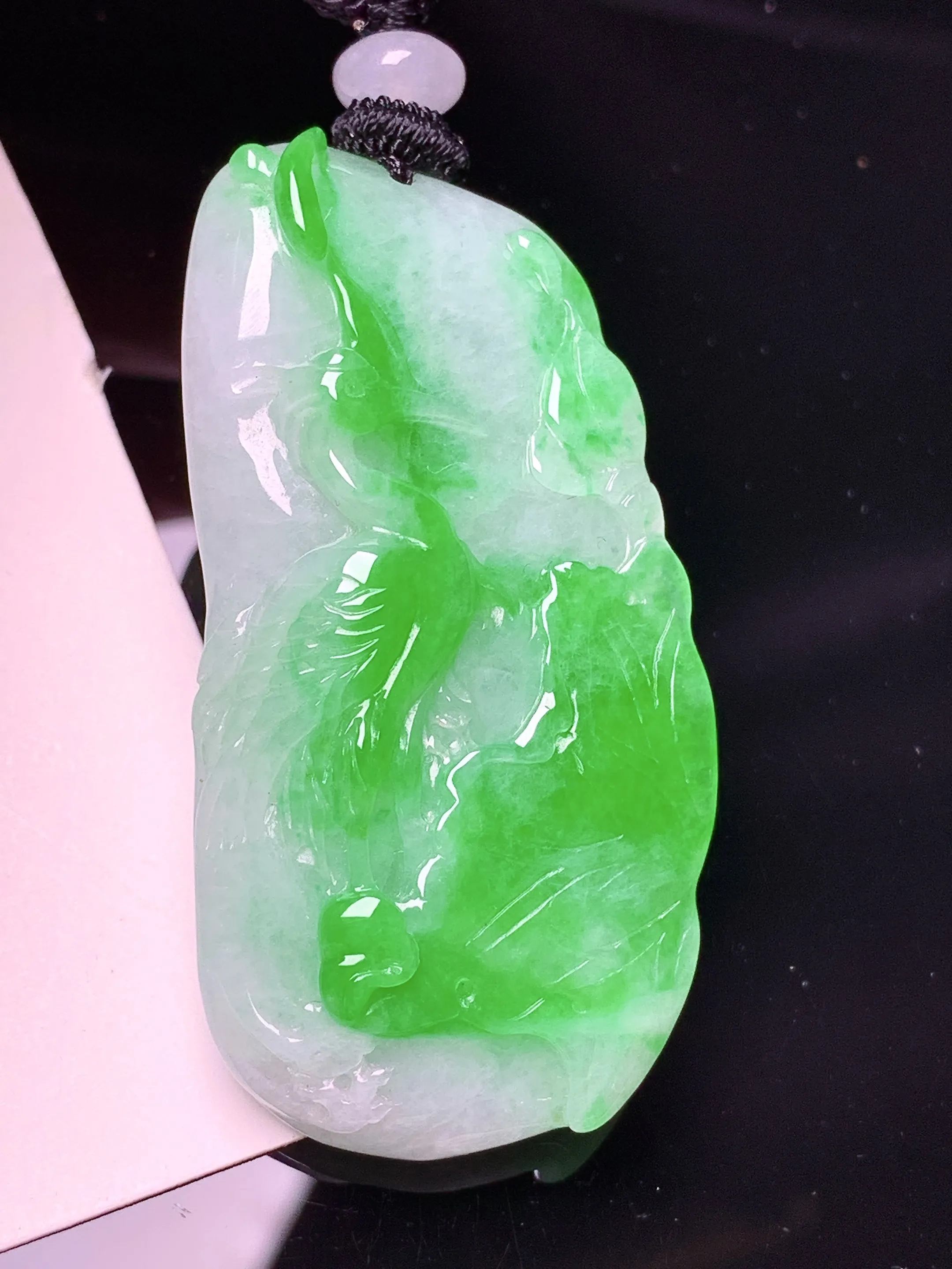 翠绿仙鹤吊坠 玉质细腻 色泽清新艳丽 整体尺寸48.8*24.8*8.8