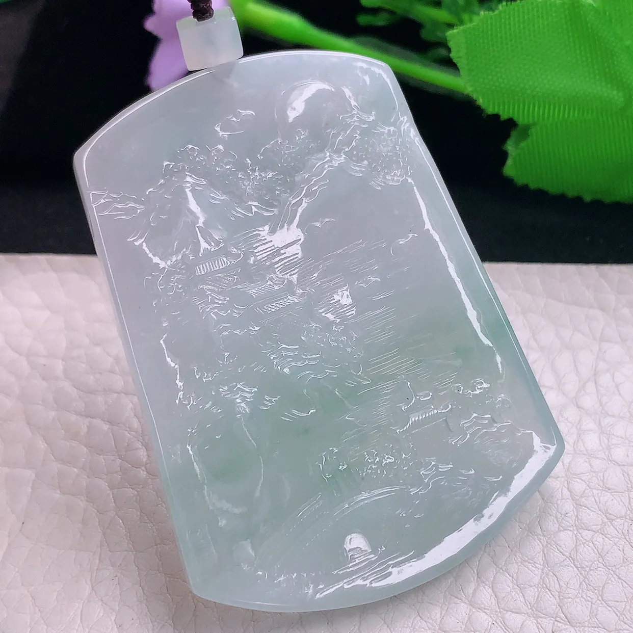 Lz实拍60*44.8*4.6天然缅甸翡翠山水牌玉坠 精雕指日高升项坠