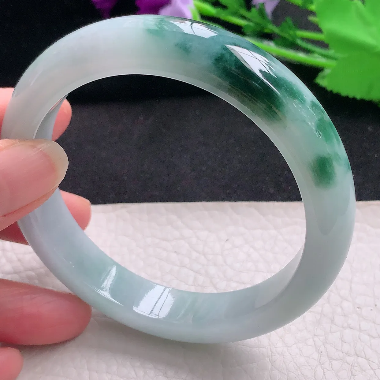 nc大圈口61.5*13.3*9平安镯 翡翠玉手镯飘花大气宽边玉手环