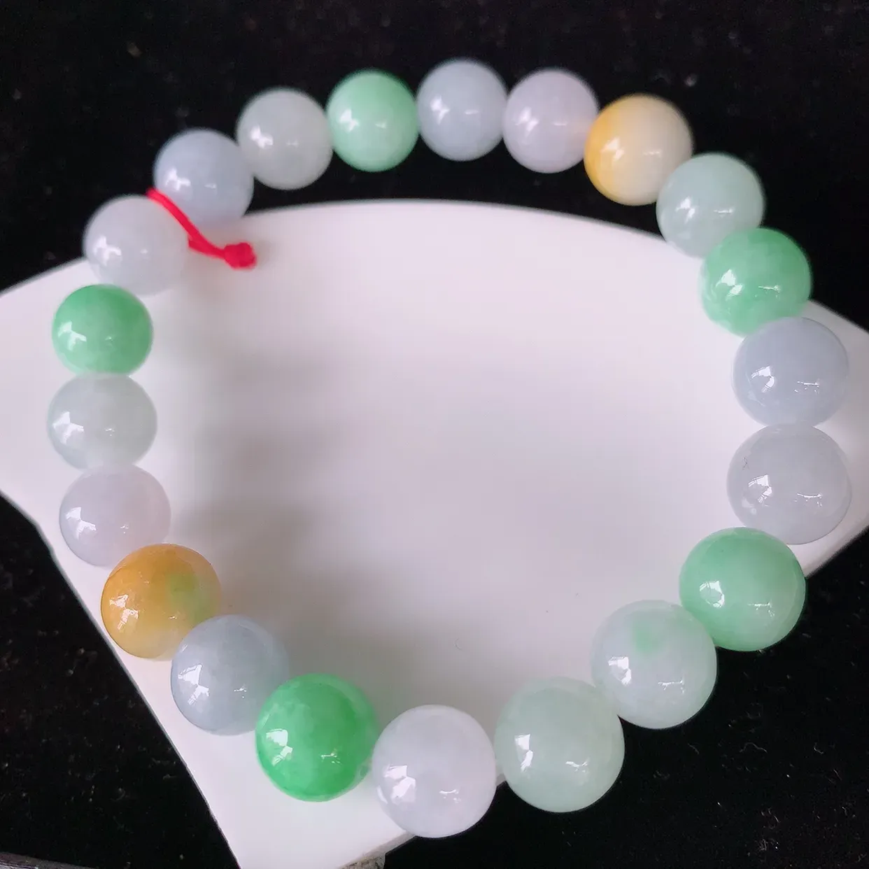 自然光实拍，冰润多宝翡翠手链，多彩翡翠手串，颜色丰富，料子细腻，高档大气，自戴送礼佳品！#46.20