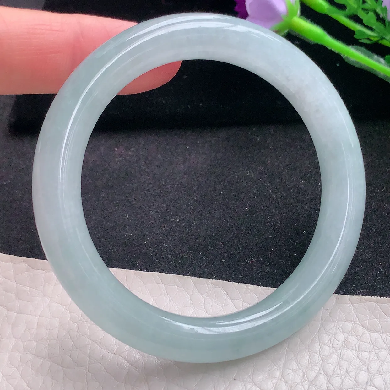 nr自然光53*9.6*9美人镯 缅甸翡翠a货水润蓝韵圆条玉手镯玉手环