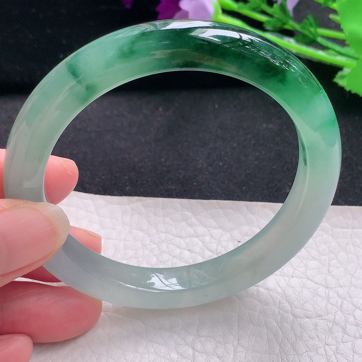 nc自然光57.5*9.6*8.6平安镯 缅甸翡翠玉手镯冰飘花起光宽边玉手环